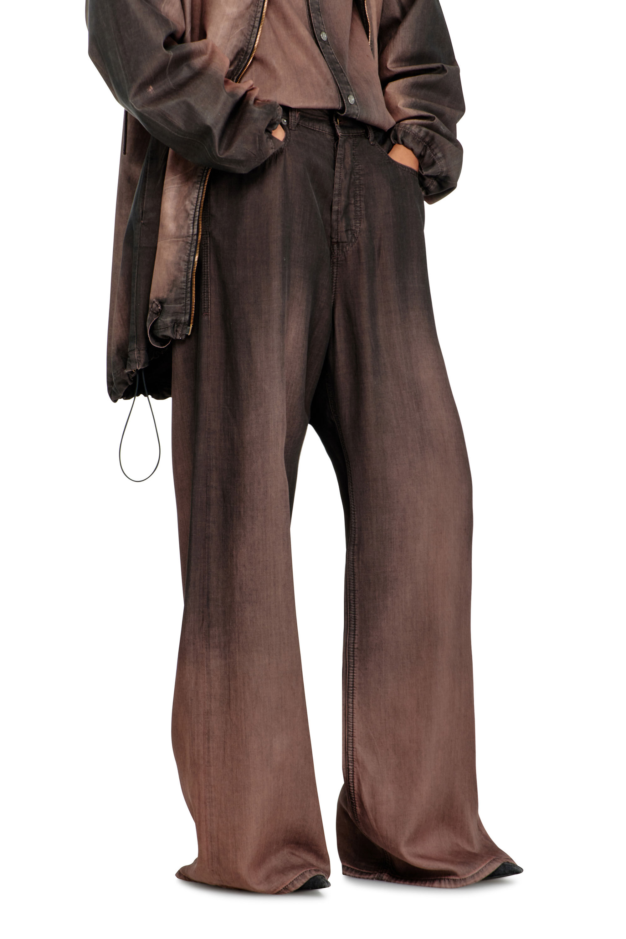 Diesel - Woman's Relaxed Jeans 1996 D-Sire 068YF, Brown - 7