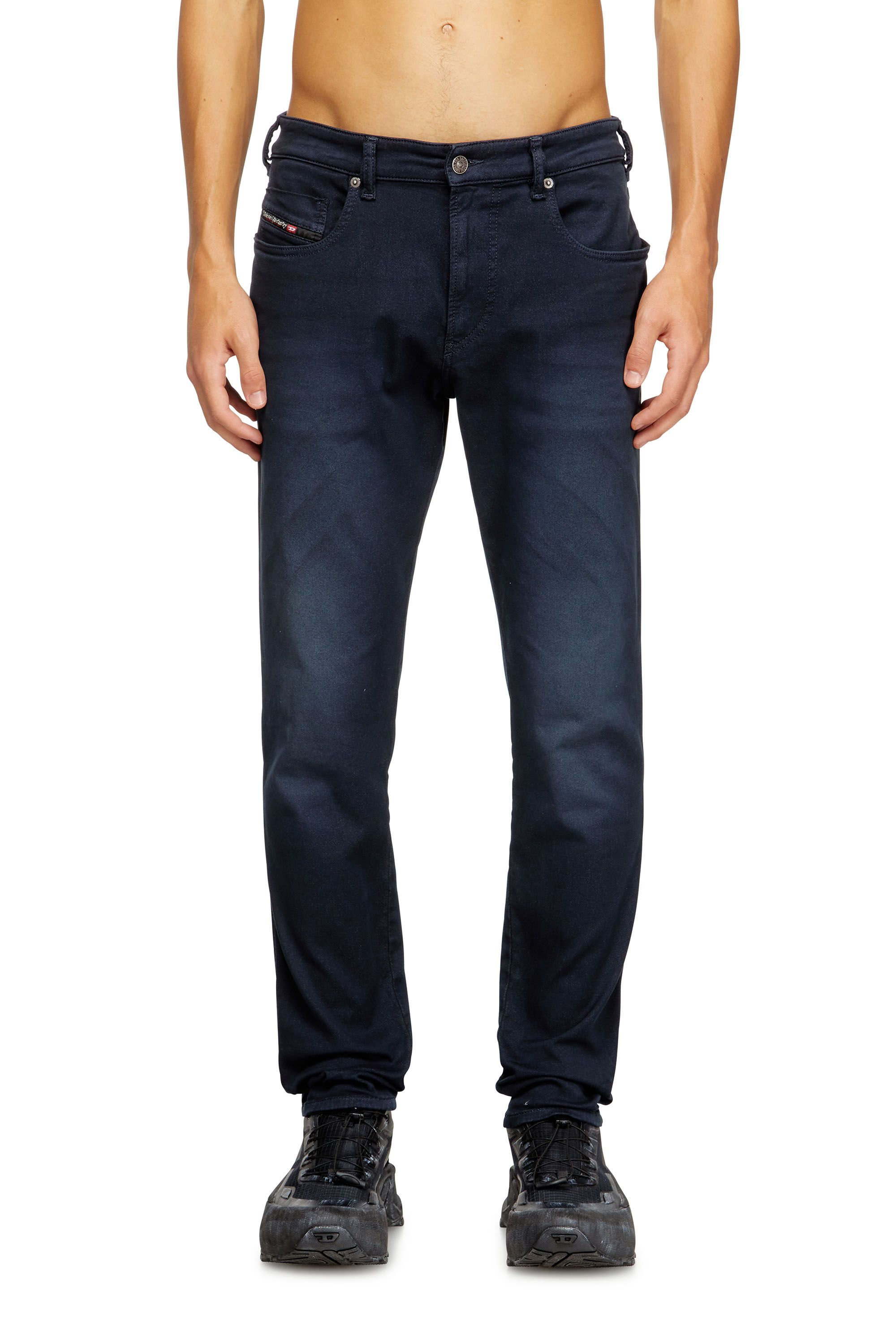 Diesel - Man's Slim 2062 D-Strukt Joggjeans&reg; 0670M, Dark Blue - 2