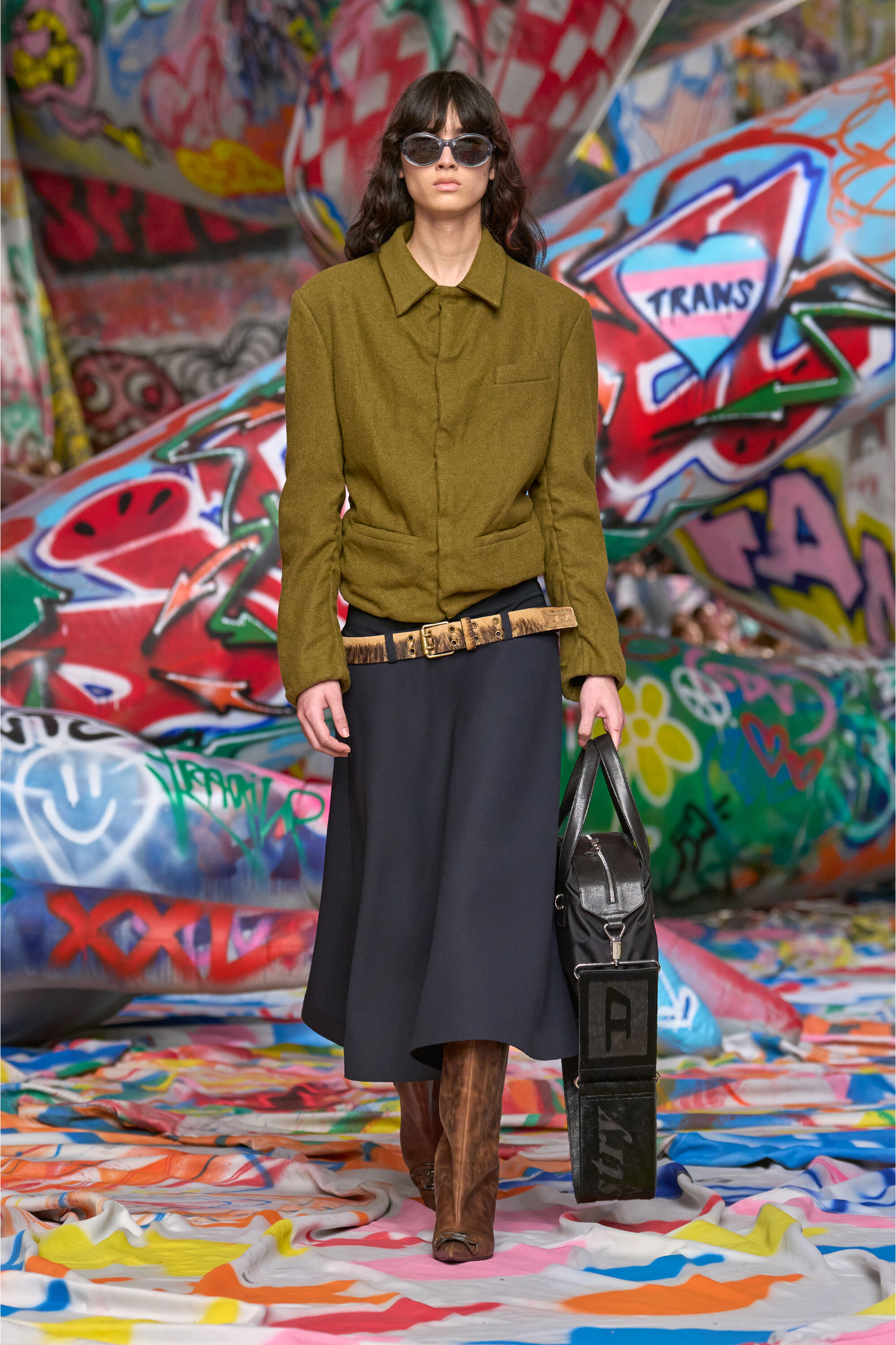 Diesel - D-VENUS 40 KB TUBE, Woman's D-Venus-Knee-high boots in oiled leather in Brown - 6