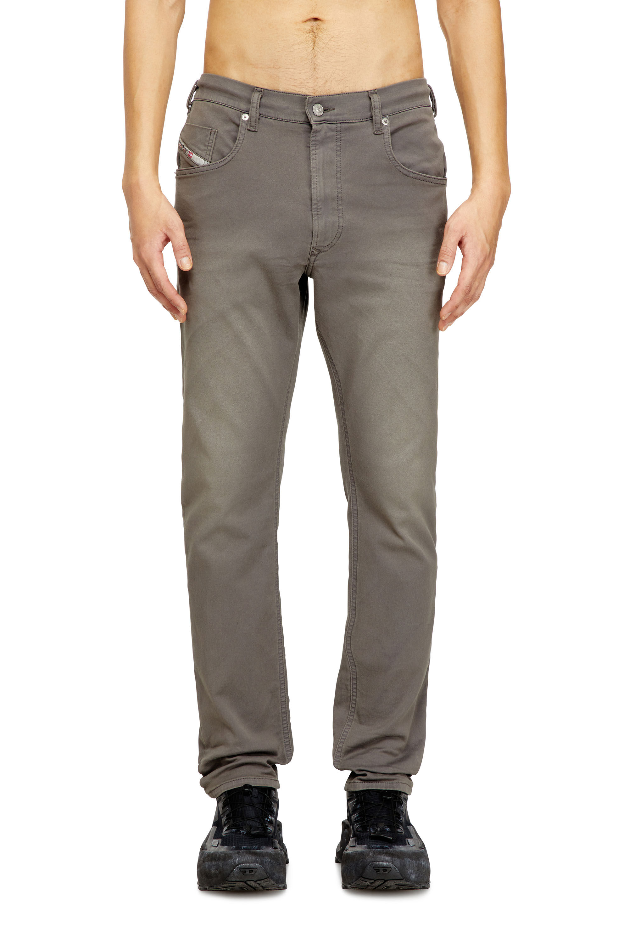 Diesel - Man's Regular 2032 D-Krooley-BW Joggjeans&reg; 0670M, Grey - 2