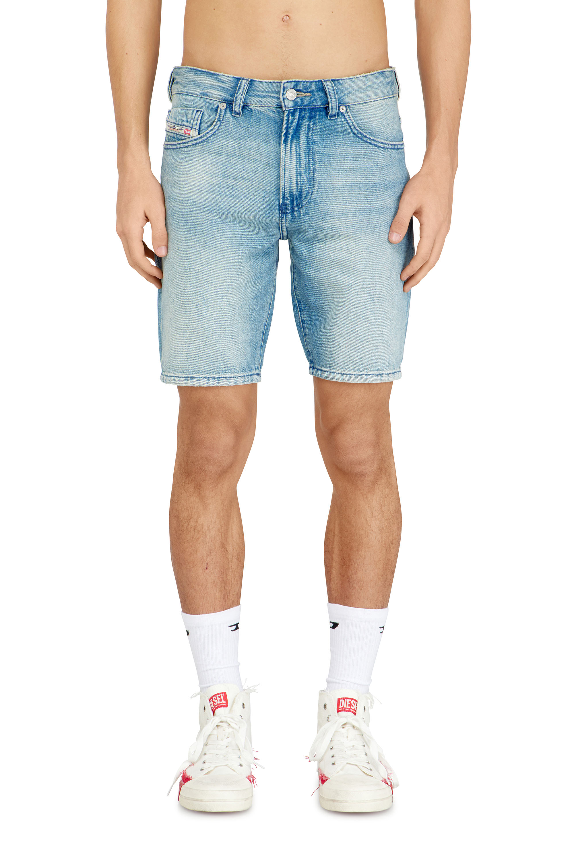 Diesel - D-FIN, Man's Slim denim shorts with organic cotton in Light Blue - 2