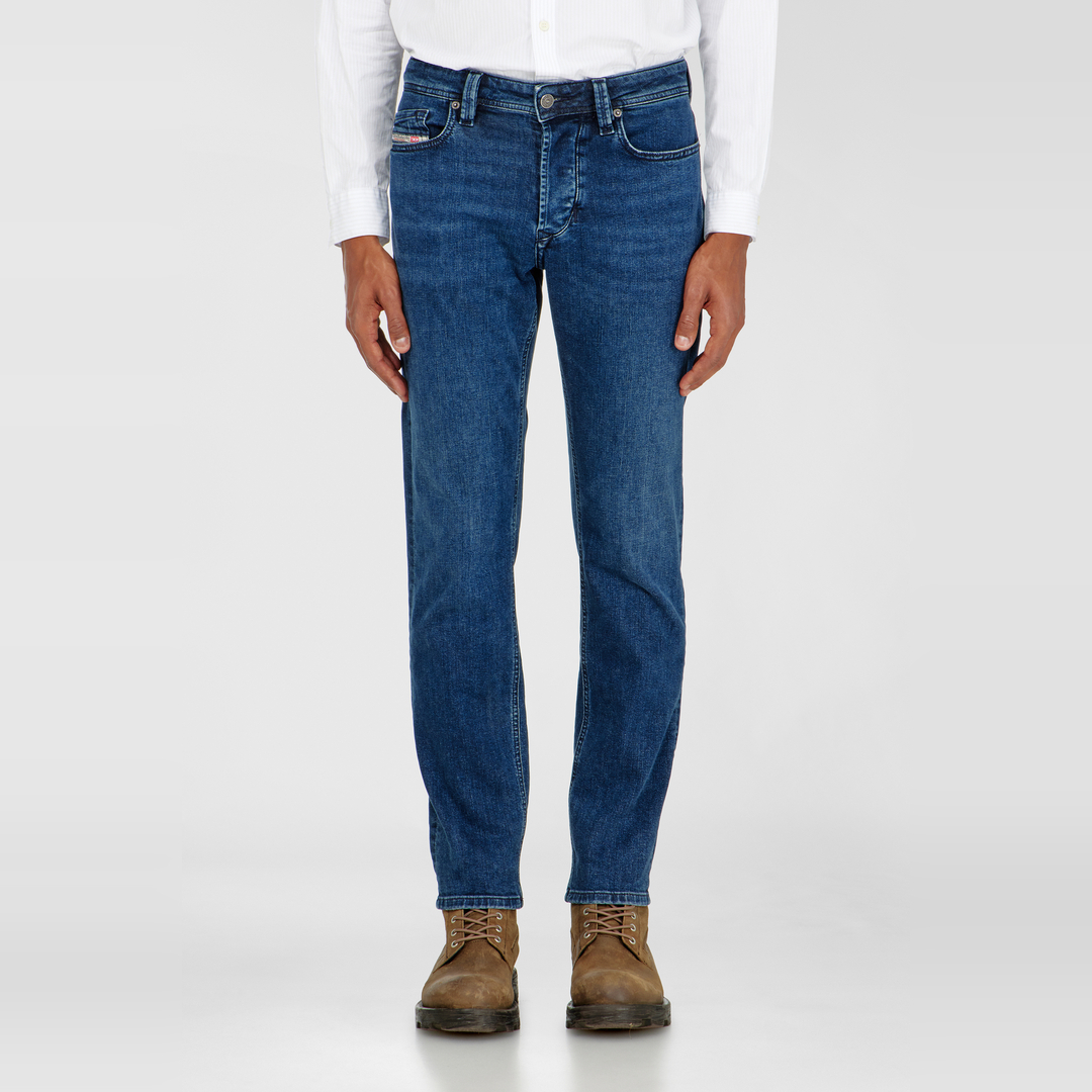 Diesel Jeans Regular Taille Basse 1986 Larkee-Beex, Bleu foncé, Fermeture boutonnée