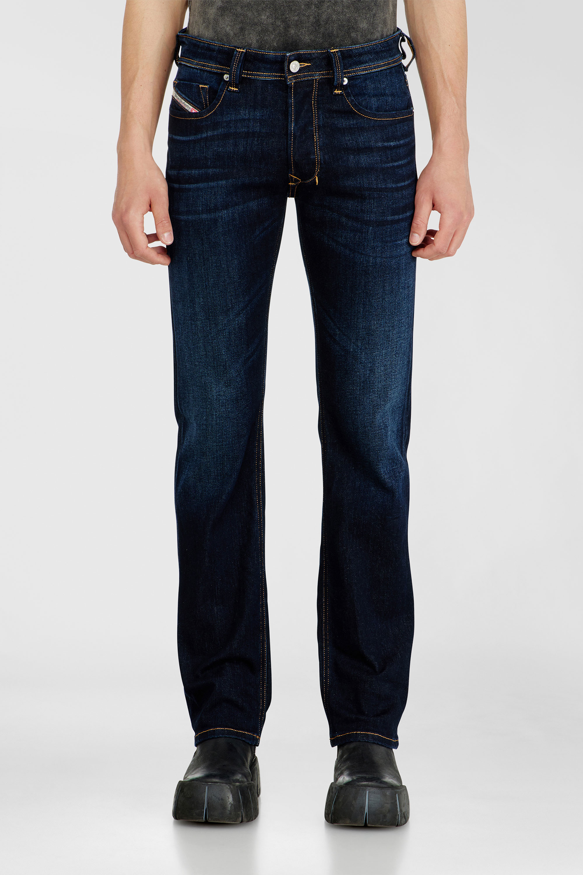 Diesel Regular Jeans Low Waist 1985 Larkee, Dark blue, Button fly