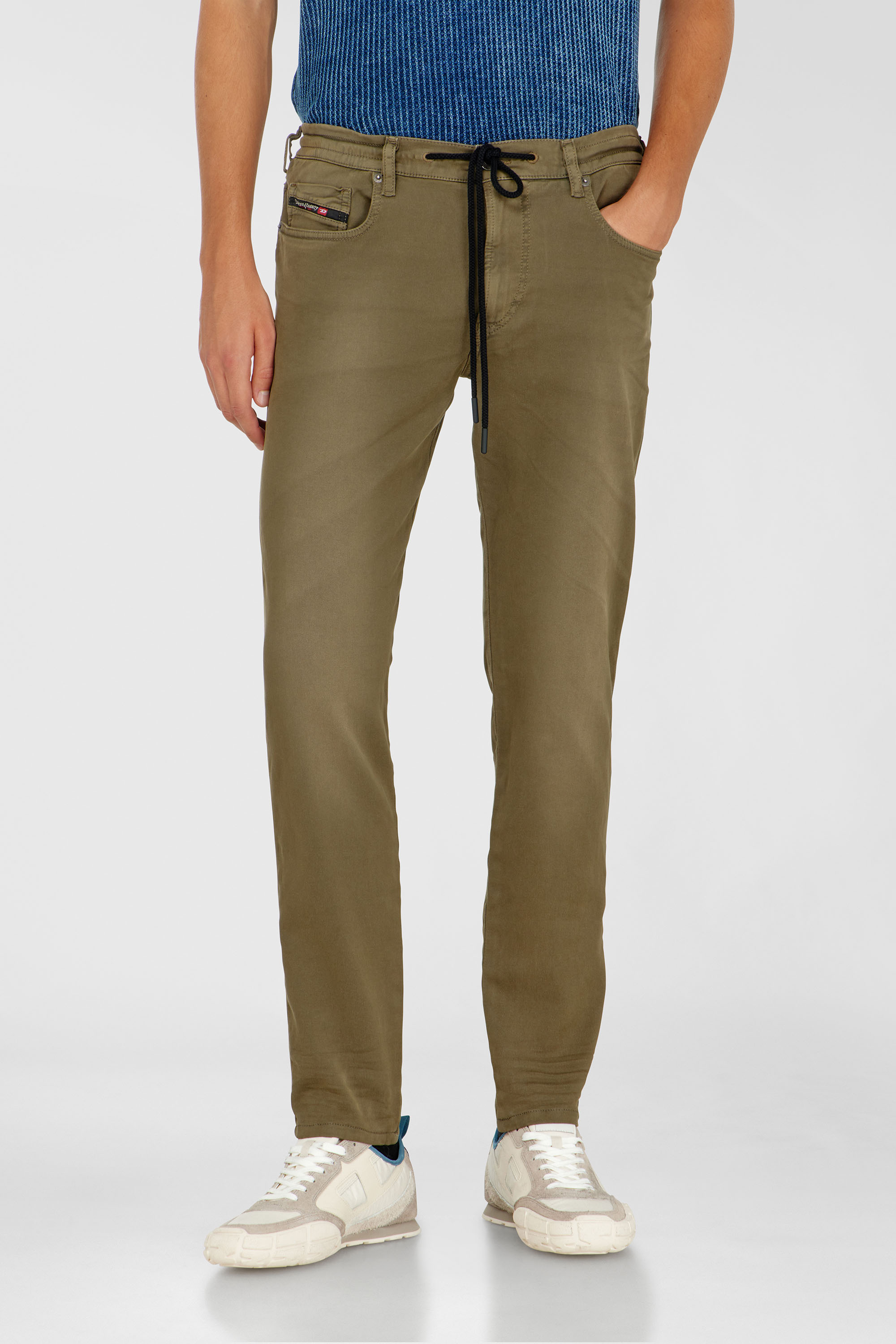 Diesel Slim Regular Waist 2062 D-Strukt Joggjeans, Colored, Zip fly