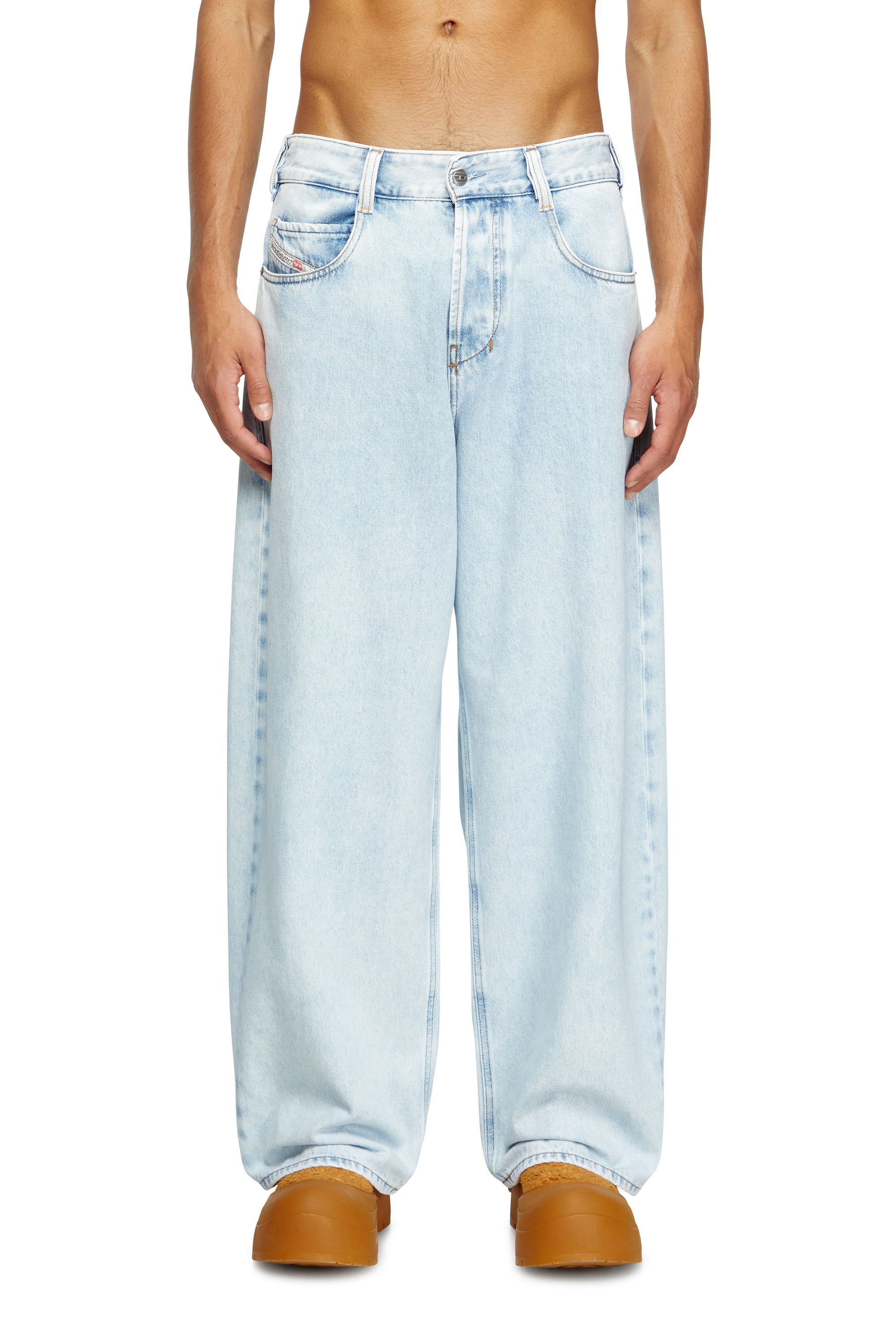 Diesel Relaxed Jeans Regular Waist 1997 D-Enim-M, Light blue, Button fly