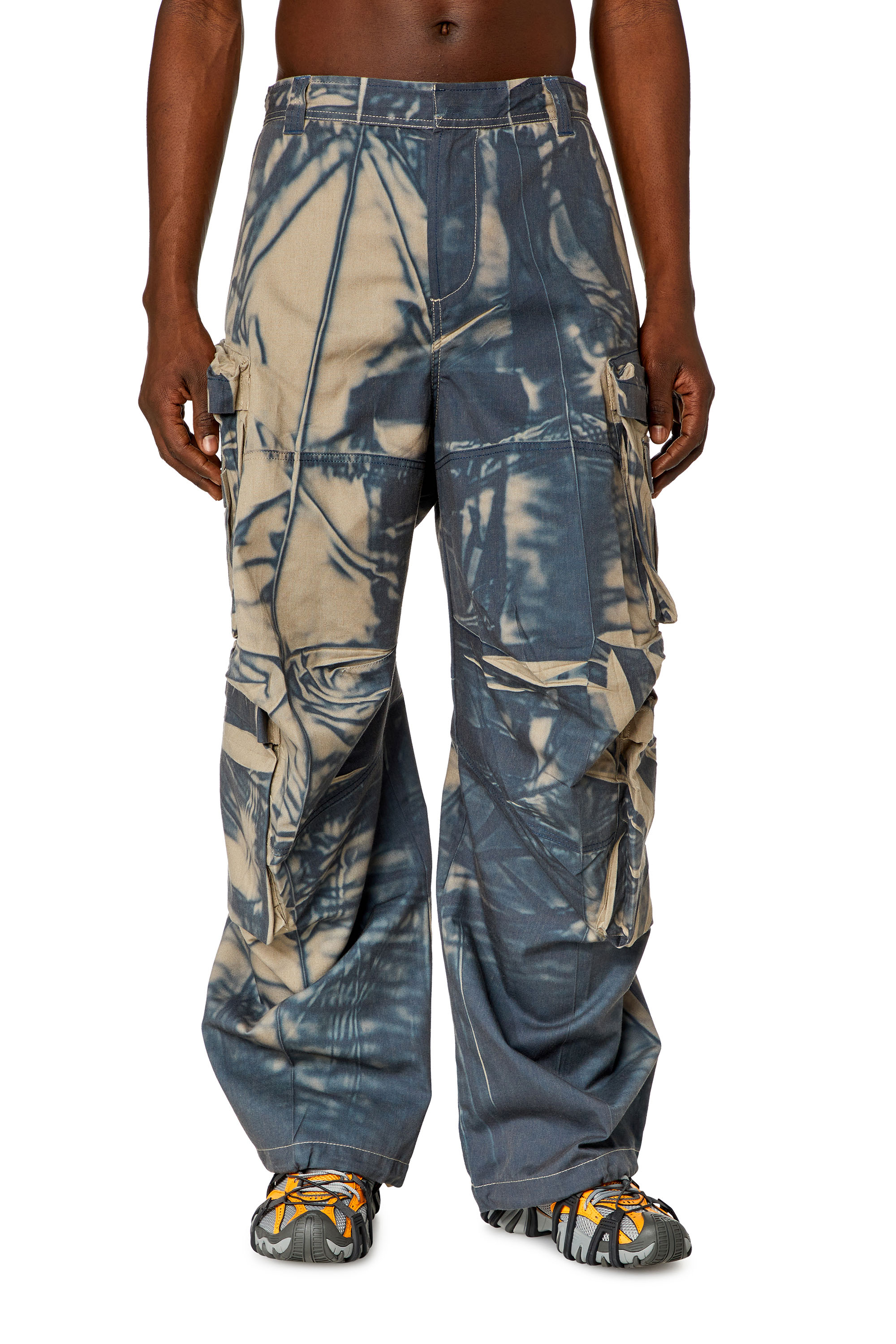 Diesel - Pantalon cargo avec imprimé effet froissé - Pantalons - Homme - Polychrome