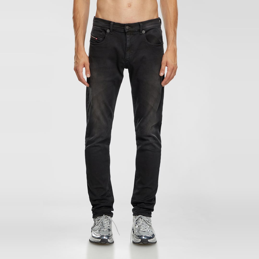 Diesel Slim Regular Waist 2060 D-Strukt Joggjeans, Colored, Zip fly