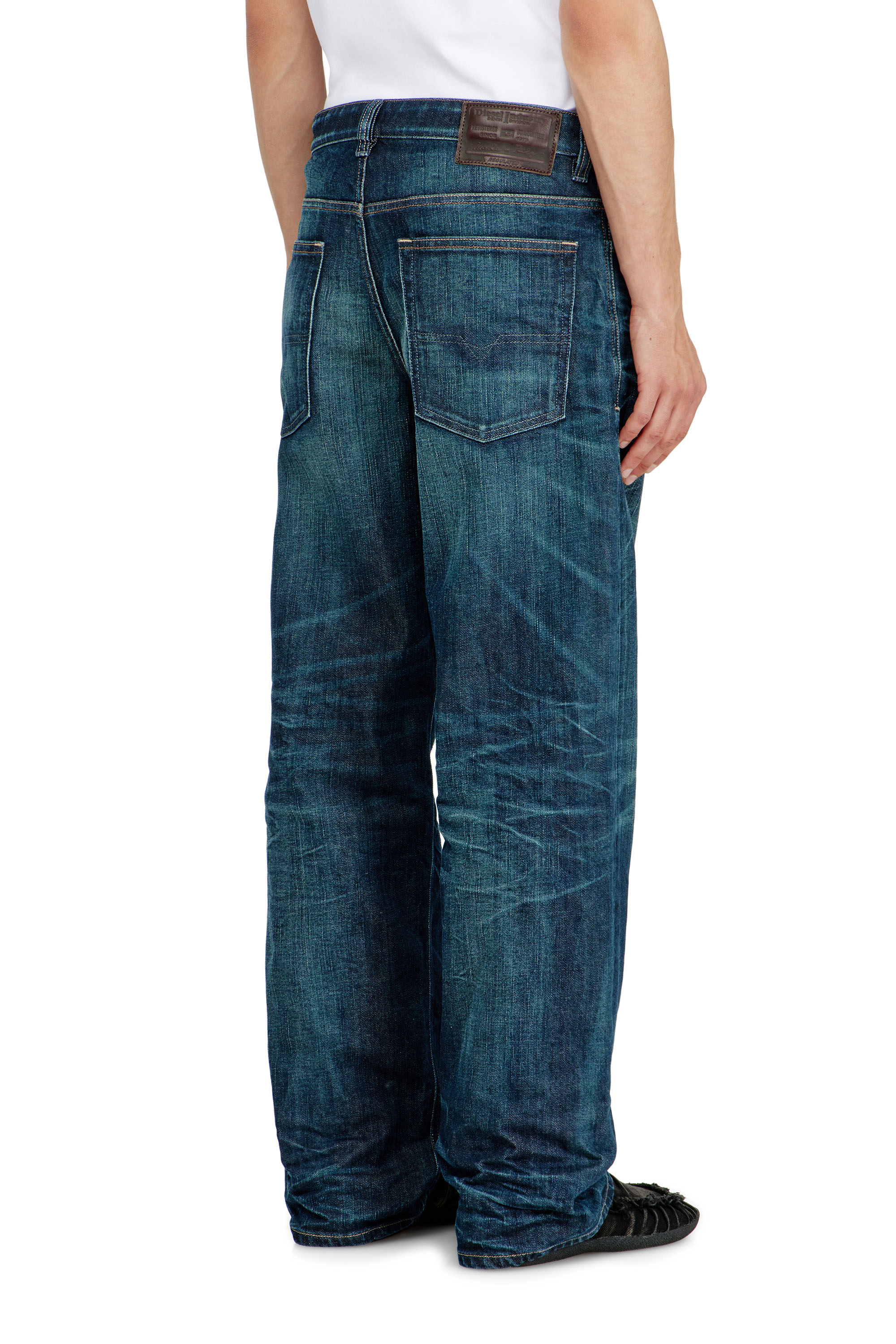 Diesel - Man's Relaxed Jeans 2001 D-Macro 09Q04, Dark Blue - 5