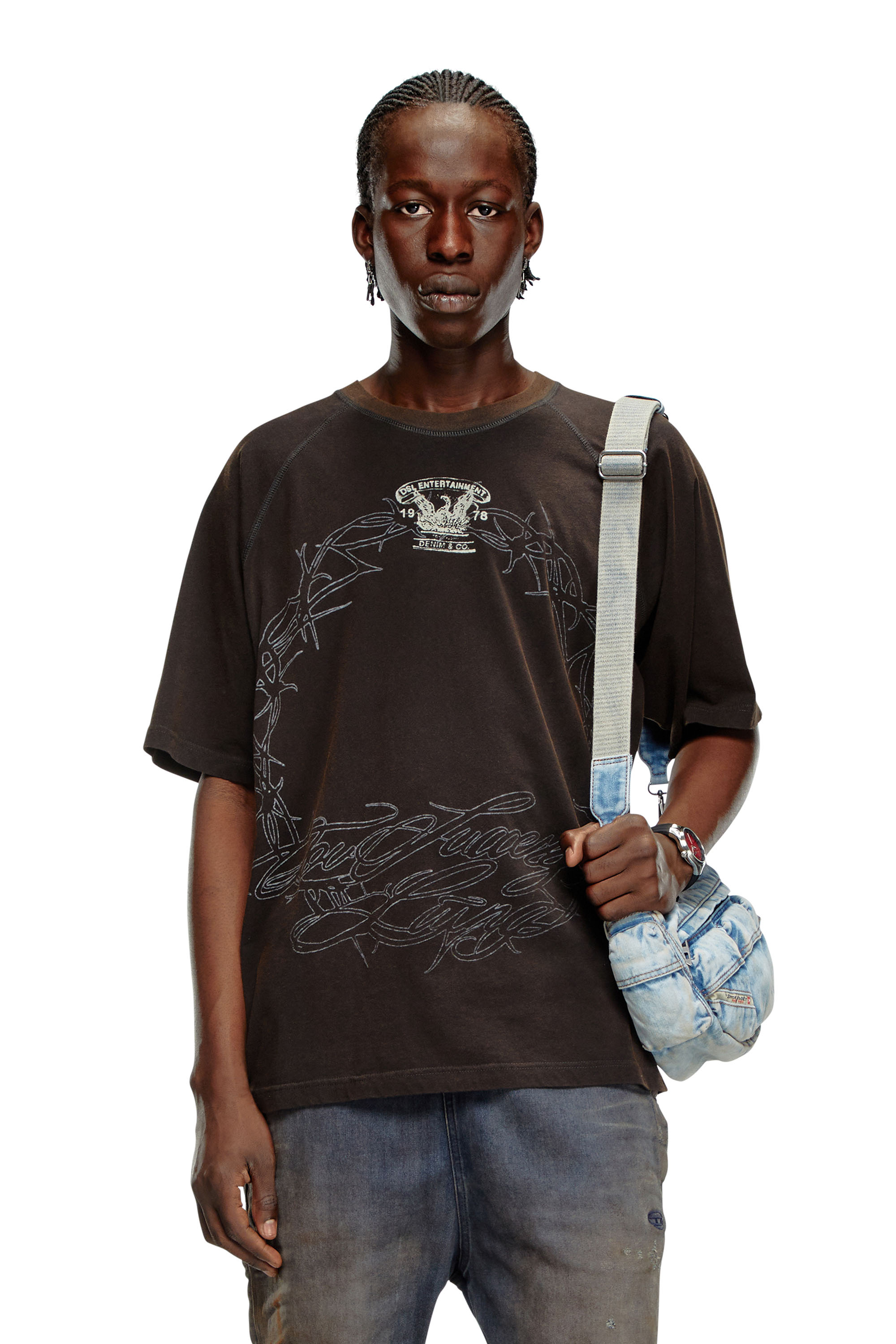 Diesel - Camiseta con estampado de revés - Camisetas - Hombre - Negro