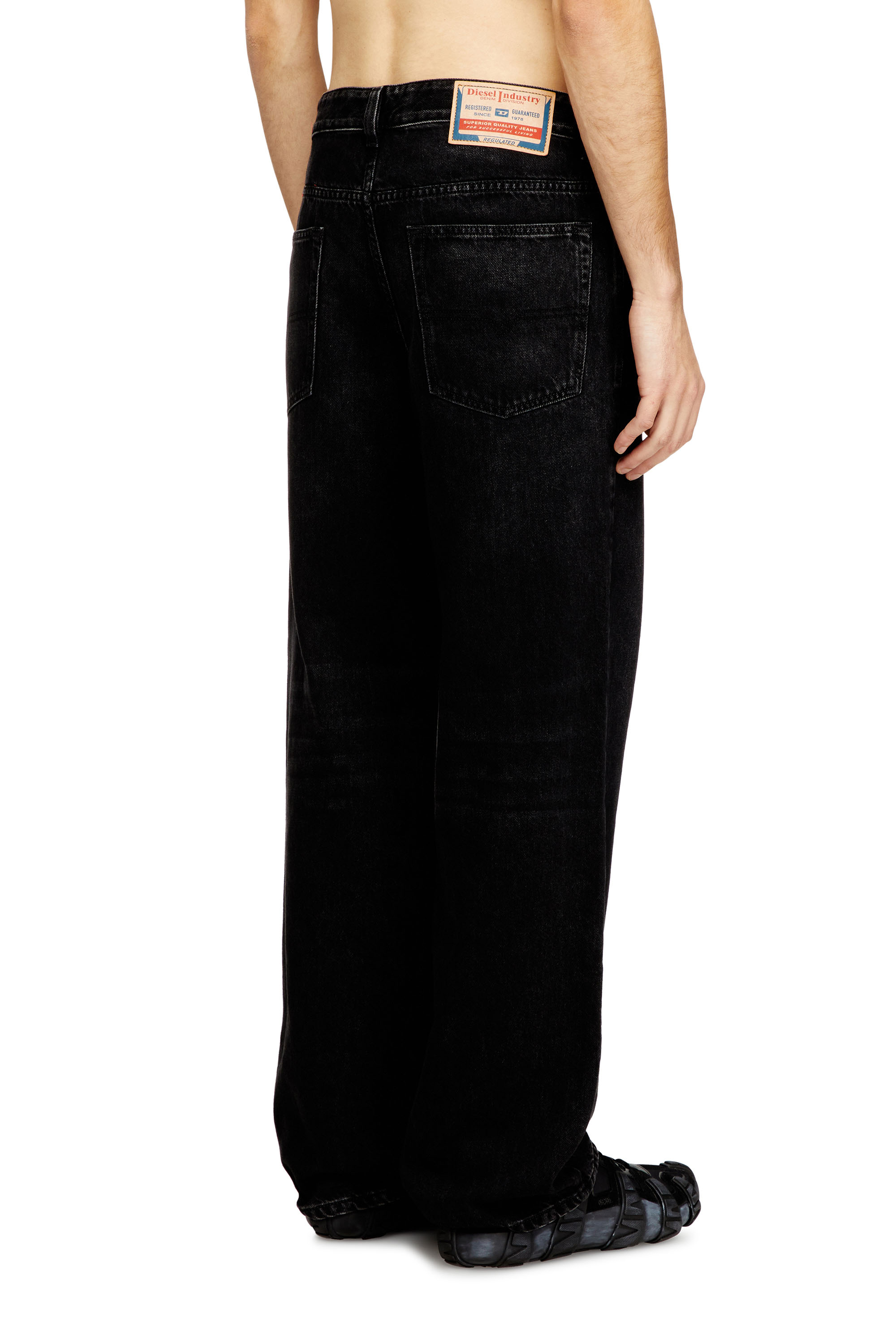 Diesel - Man's Relaxed Jeans 2001 D-Macro 09P09, Black/Dark grey - 3