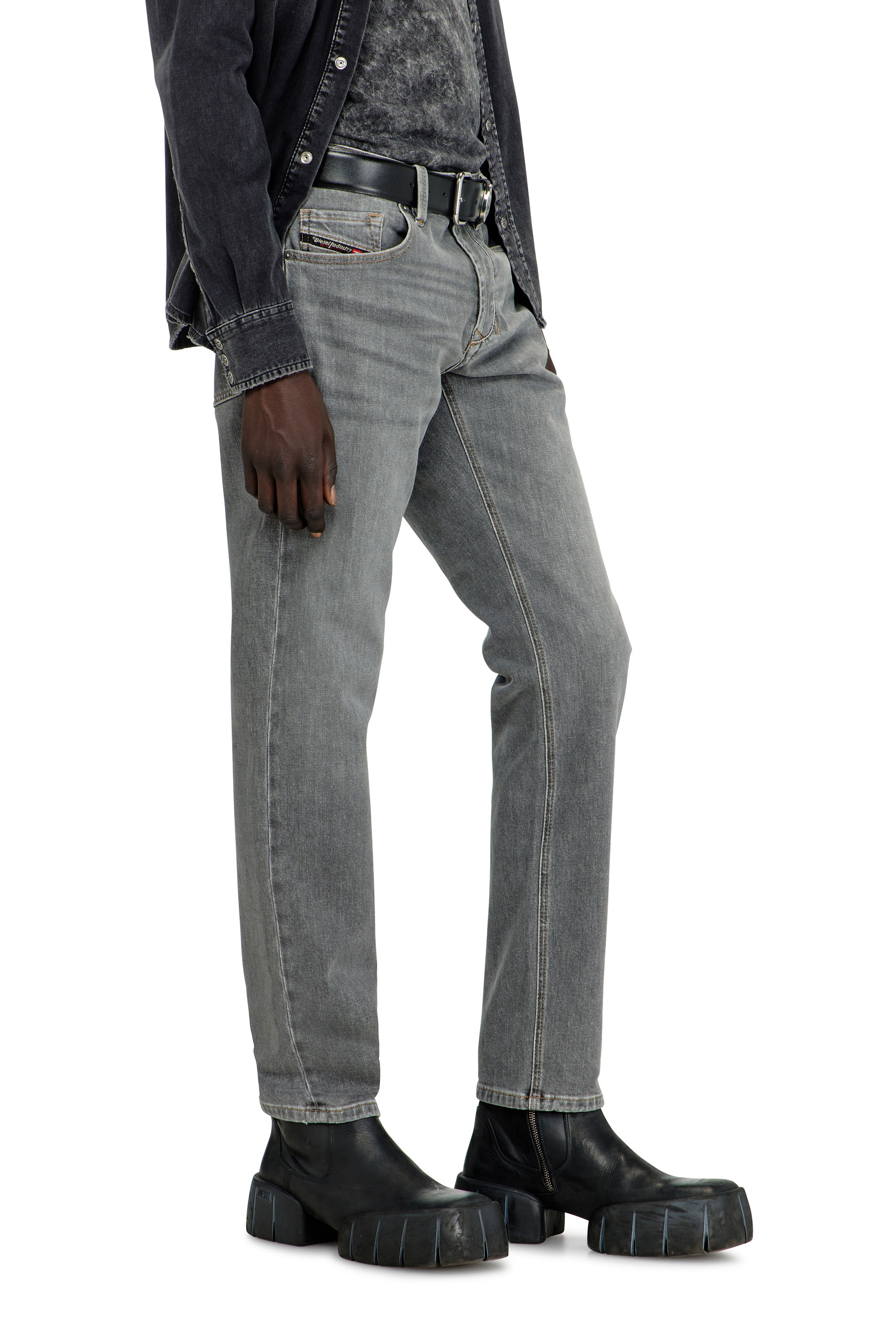 Diesel - Man's Regular Jeans 1986 Larkee-Beex 0KBBI, Grey - 7