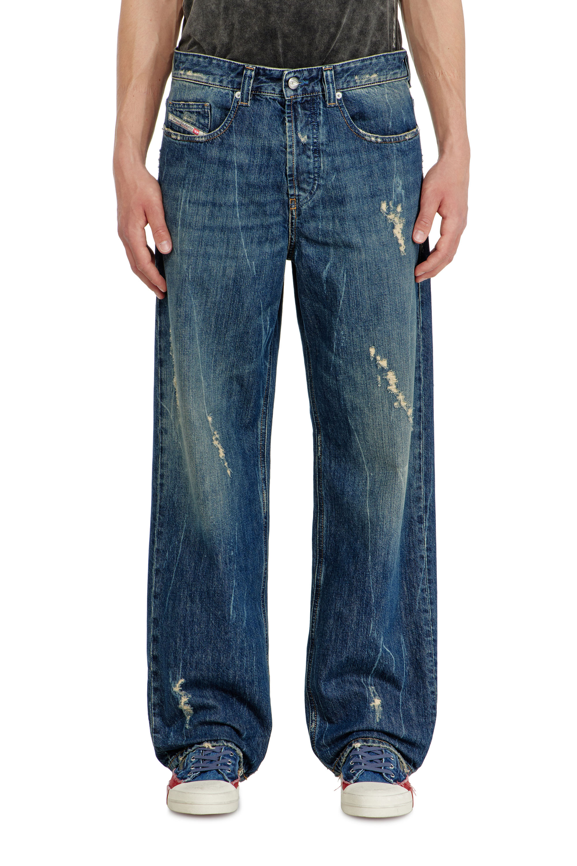 Diesel Men's Blue Relaxed Jeans Low Waist 2001 D-Macro,, Button Fly Size 29
