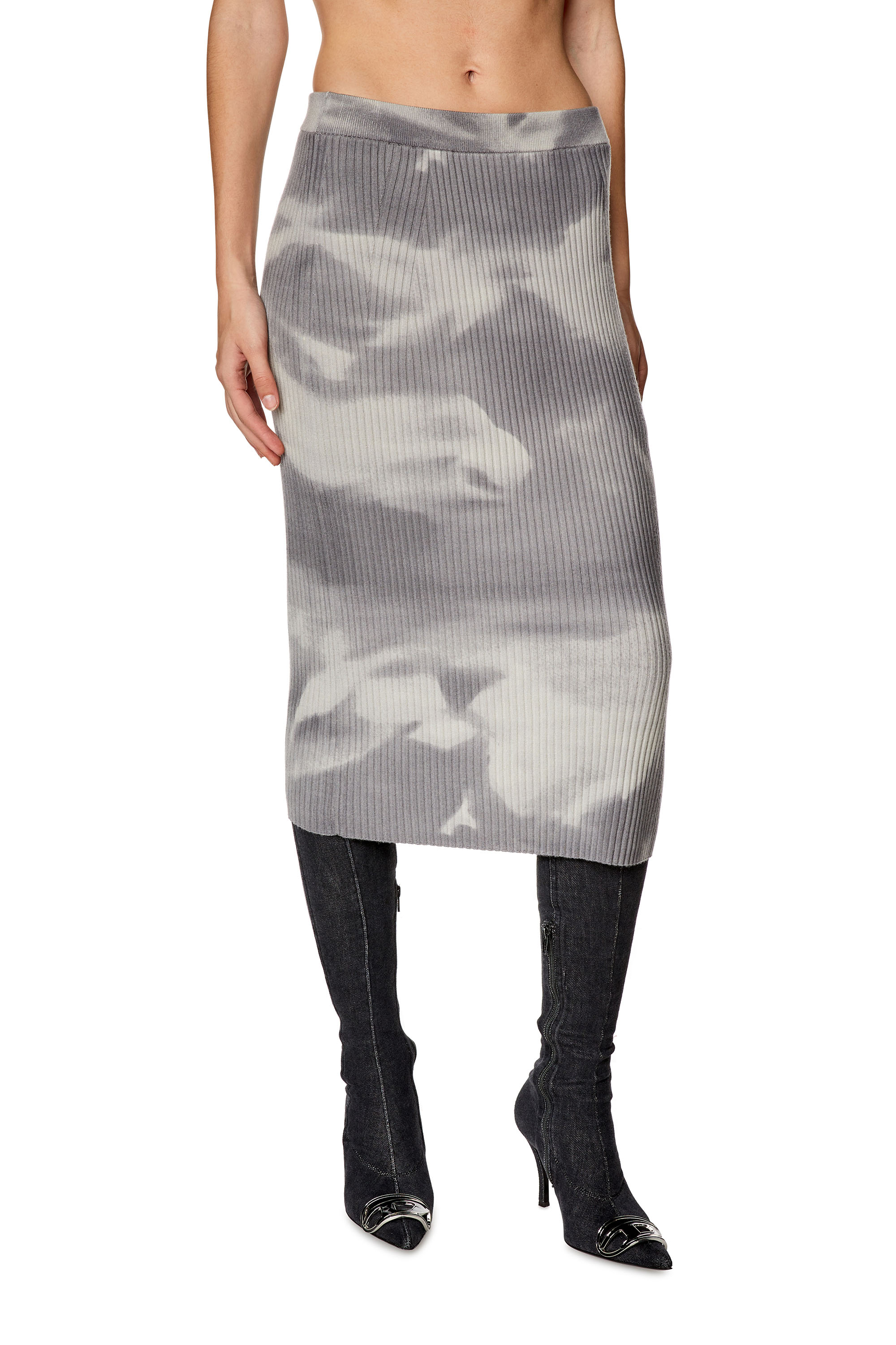 Diesel - Falda midi tejida con lana con estampado de camuflaje - Faldas - Mujer - Gris