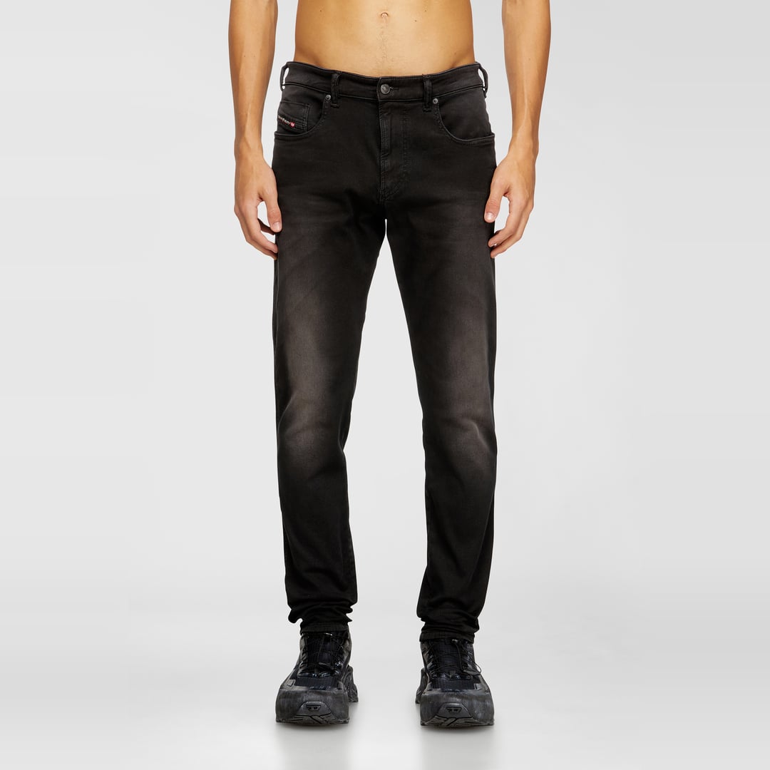 Diesel Slim Regular Waist 2062 D-Strukt Joggjeans, Colored, Zip fly