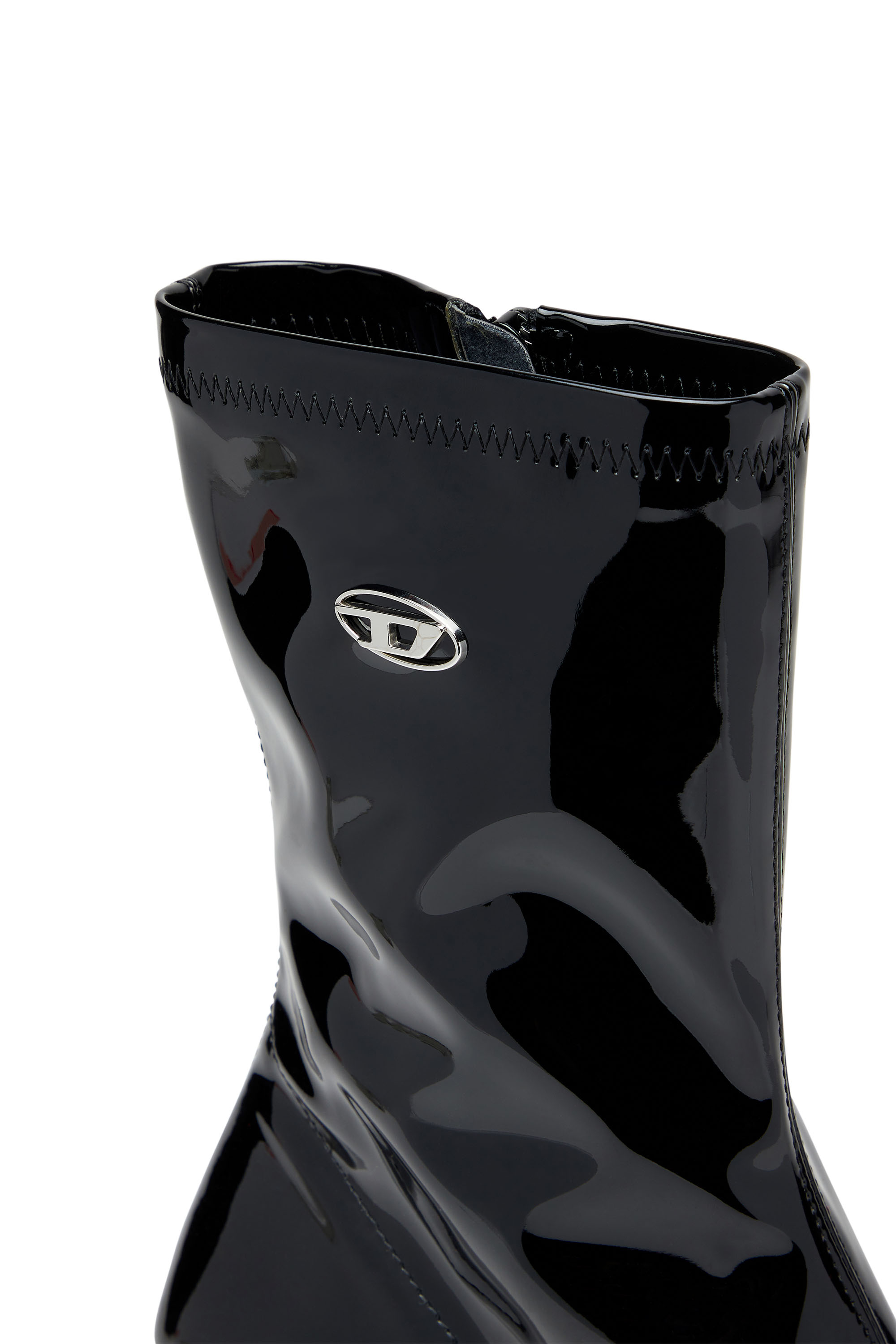 Diesel - D-AMBER MD BT, Woman's D-Amber-Ankle boots in patent stretch PU in Black - 4