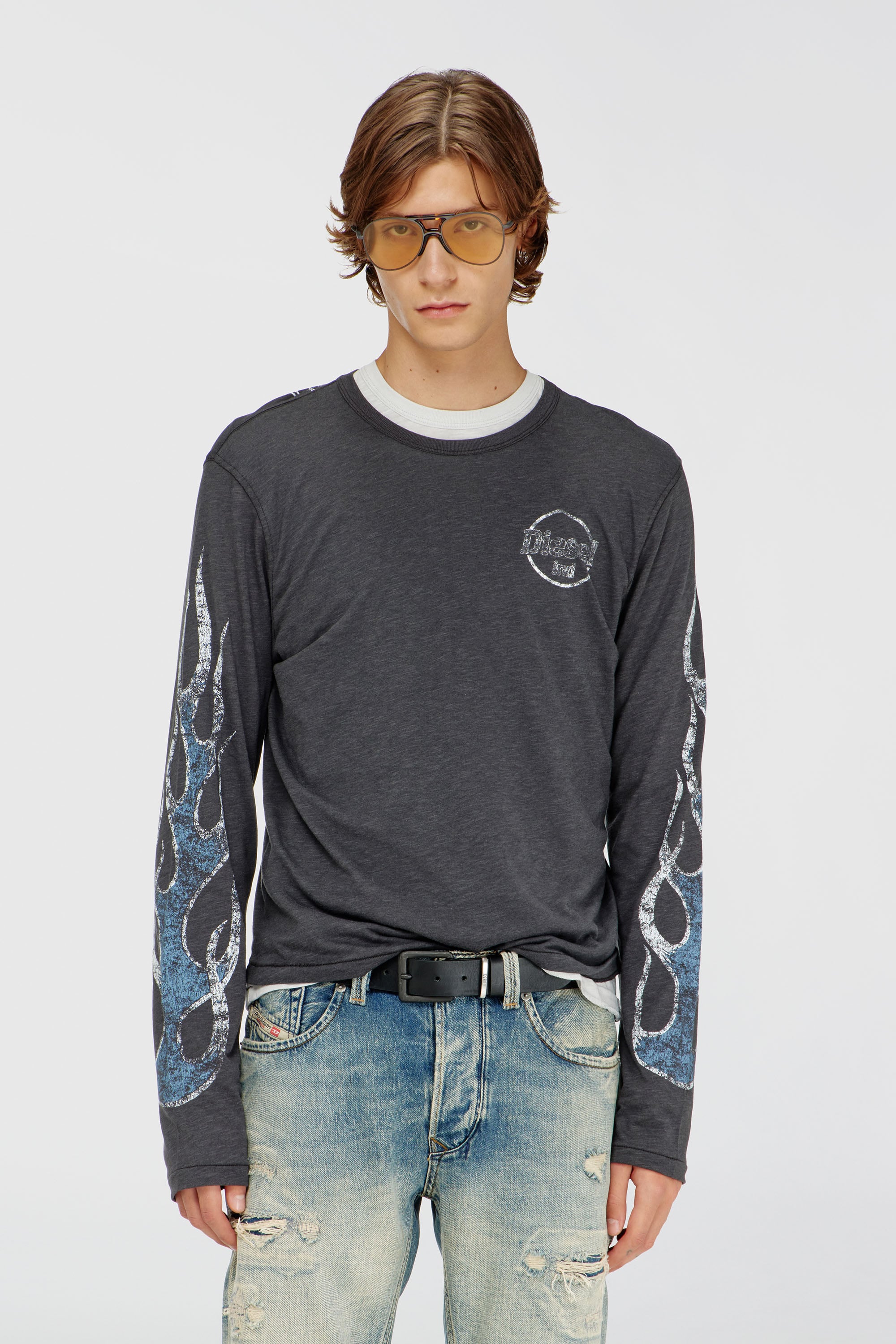 Diesel - Long-sleeve T-shirt in slub jersey with crack print - T-Shirts - Man - Grey