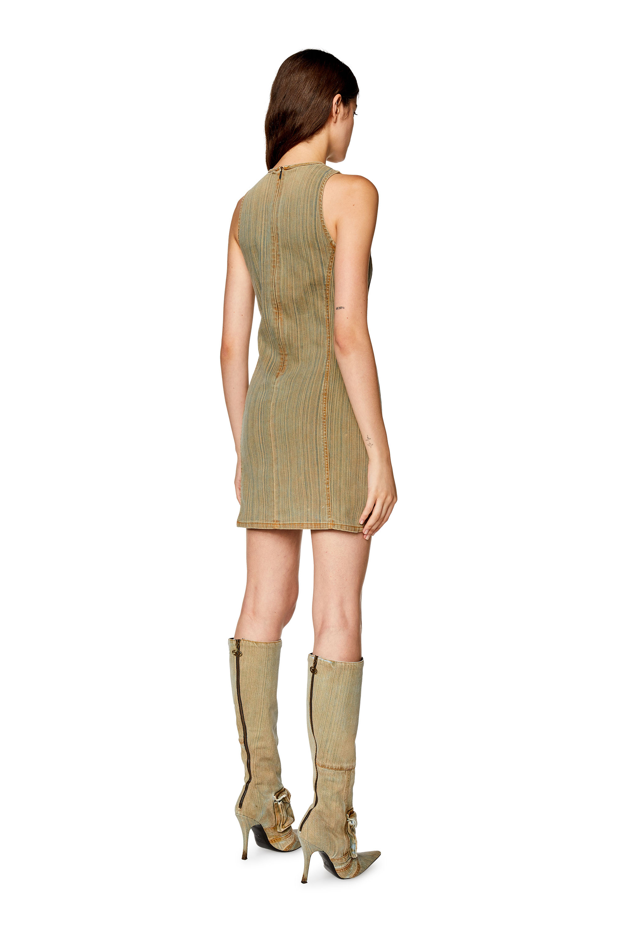 Diesel - Mini-robe en denim avec plaque - Robes - Femme - Polychrome