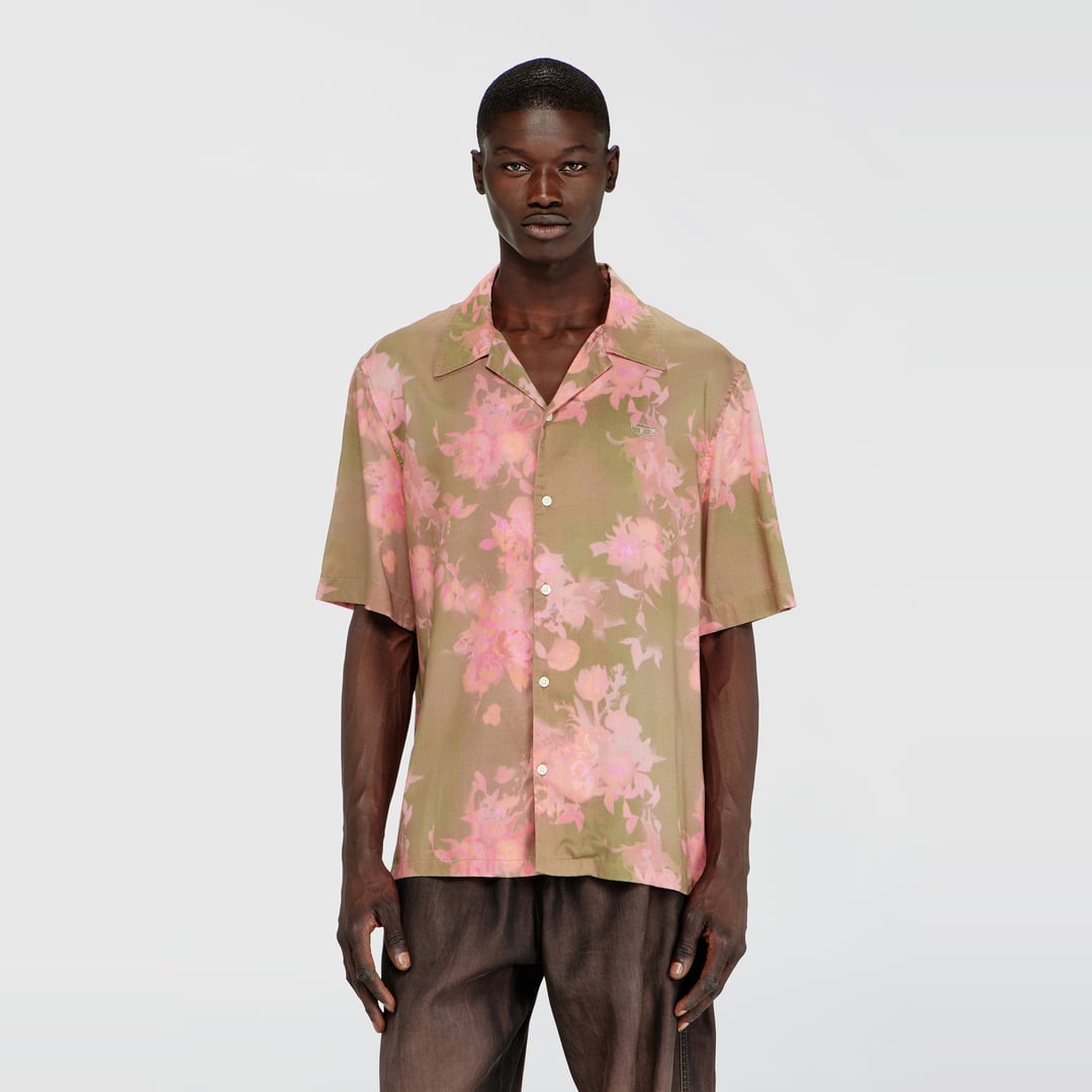 Diesel - Lyocell shirt with all-over floral print - Shirts - Man - Multicolor