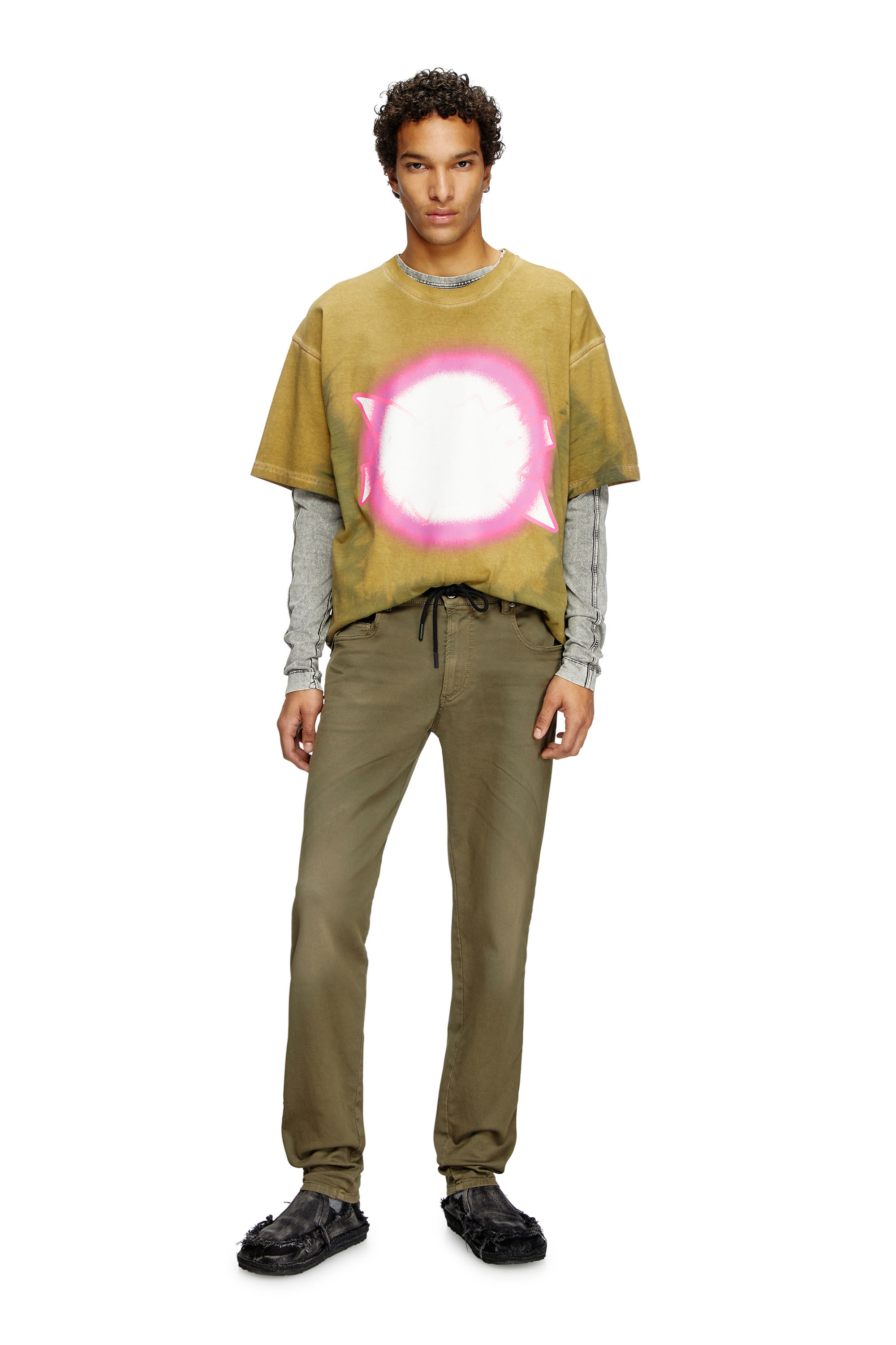 Diesel - Man's Slim 2062 D-Strukt Joggjeans&reg; 0670M, Green - 1