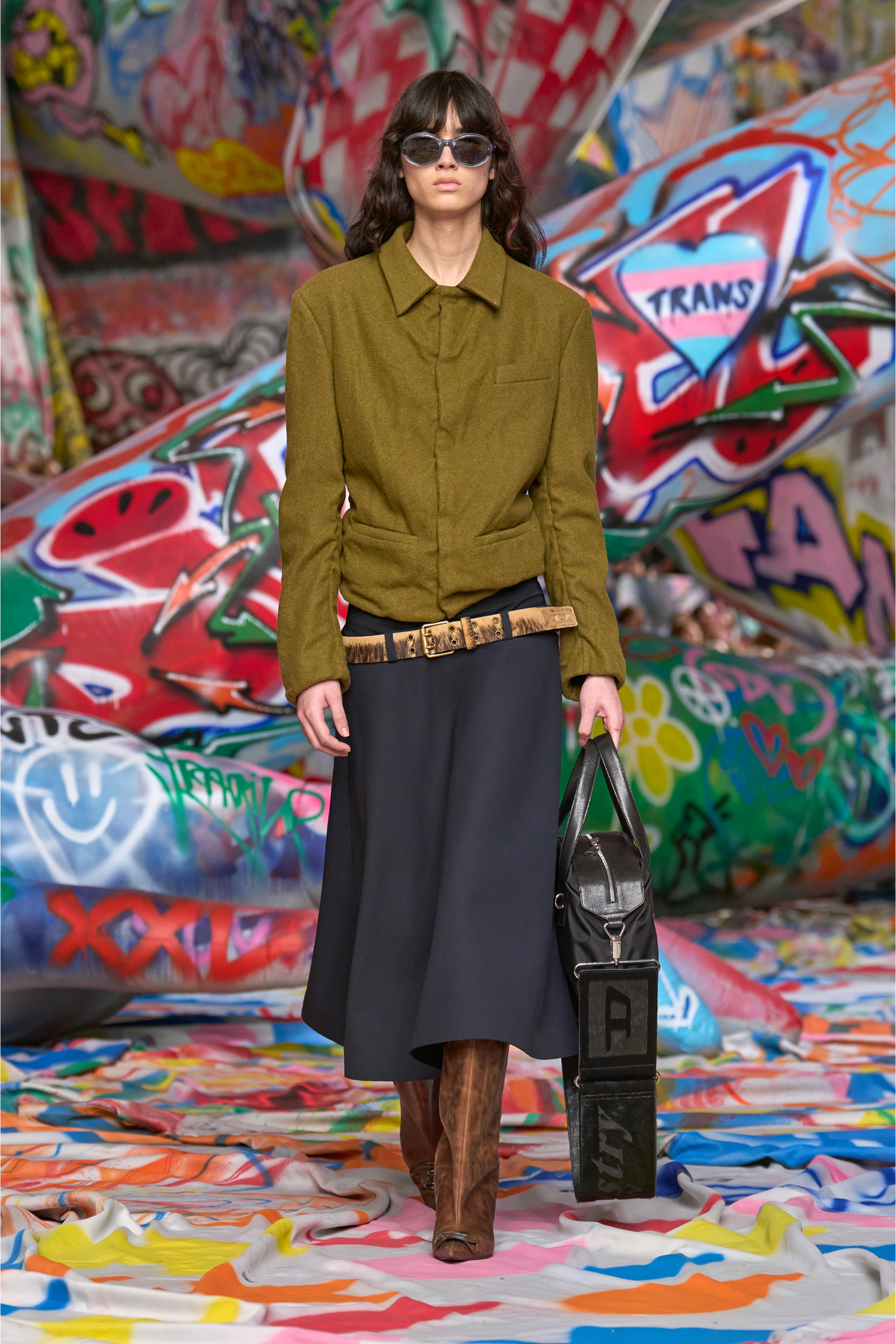 Diesel - D-VENUS 40 KB TUBE, Woman's D-Venus-Knee-high boots in oiled leather in Brown - 2