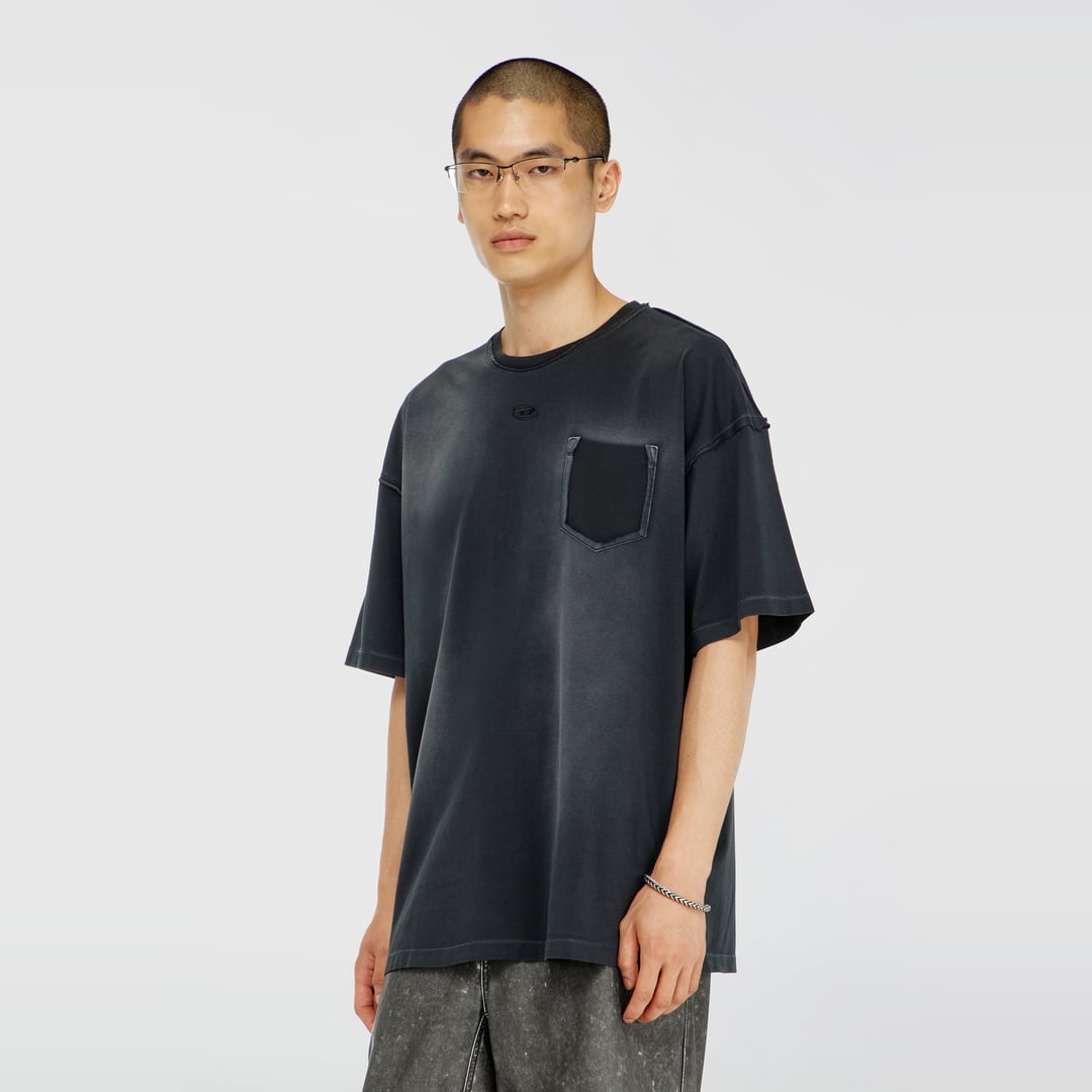 Diesel - Faded T-shirt with ripped pocket detail - T-Shirts - Man - Black
