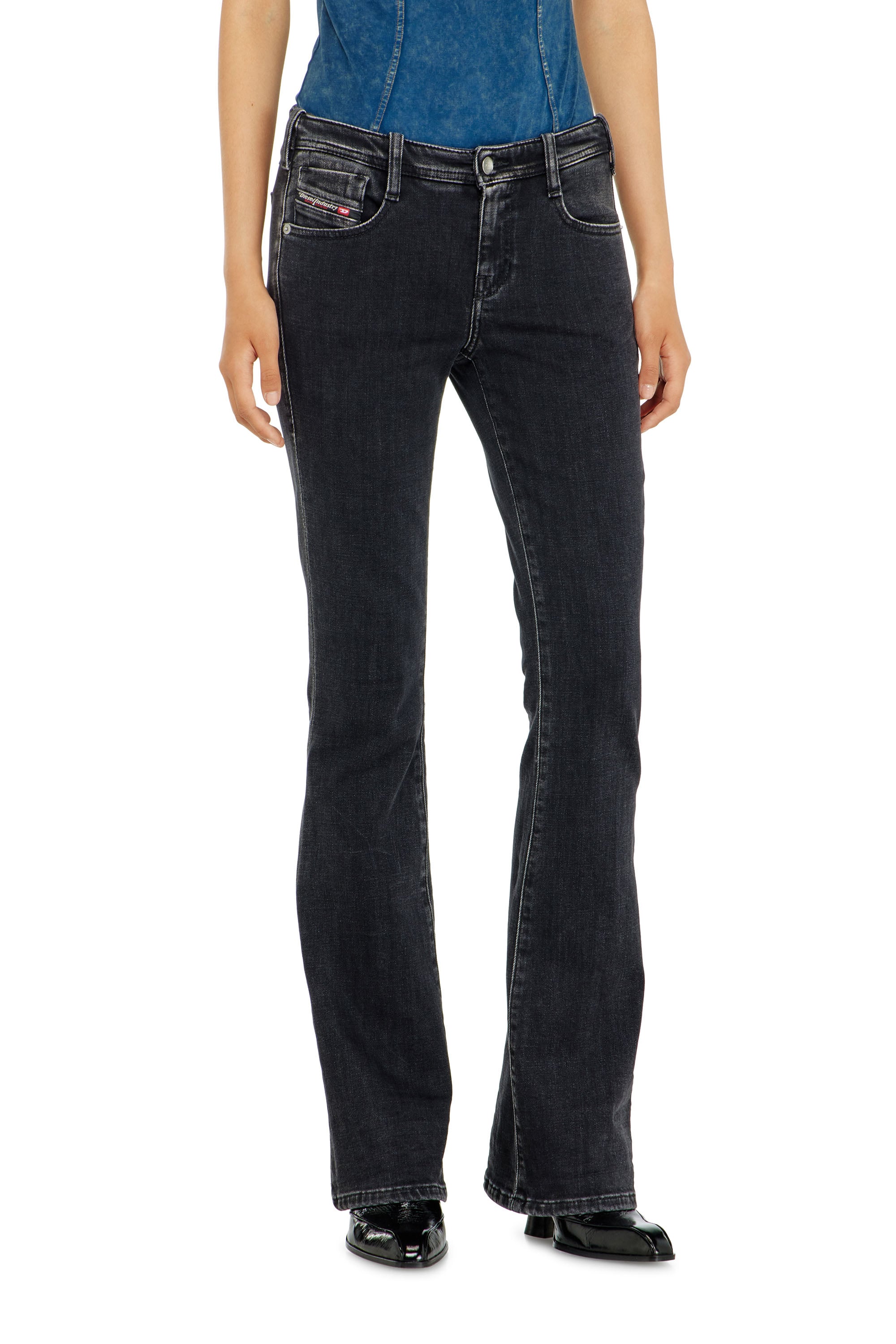 Diesel Mulher Preto Bootcut Jeans Low Waist 1969 D-Ebbey, Black/Dark Grey, Zip Fly Tamanho 28