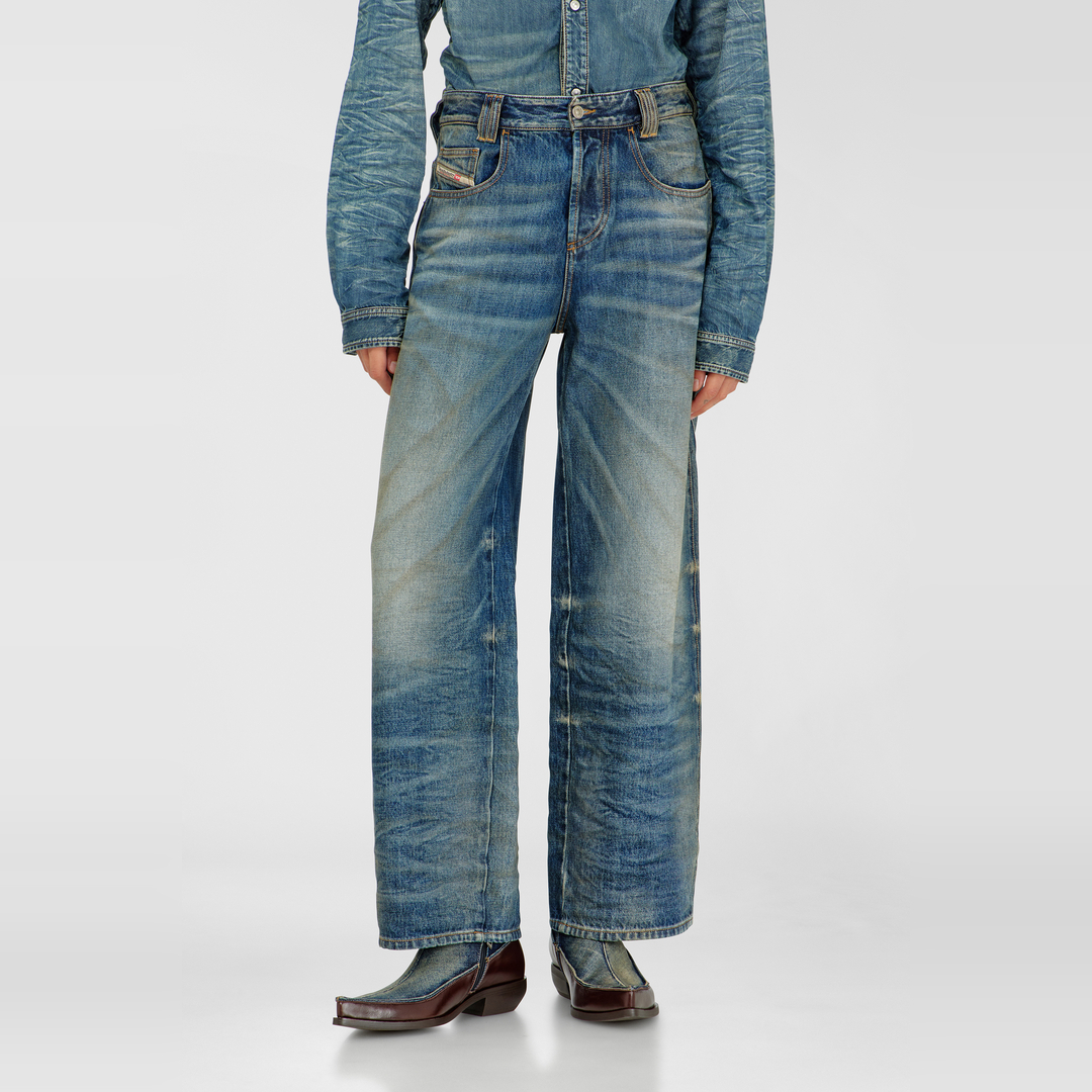 Diesel Jeans Relaxed Taille Haute 1982 D-Hakou, Bleu moyen, Fermeture boutonnée