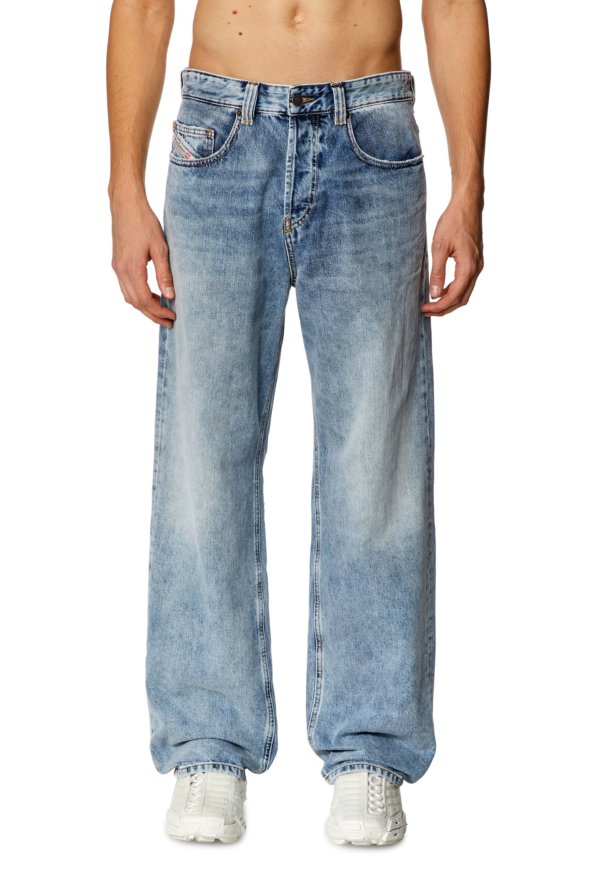Diesel - Straight Jeans - 2001 D-Macro - Jeans - Man - Blue