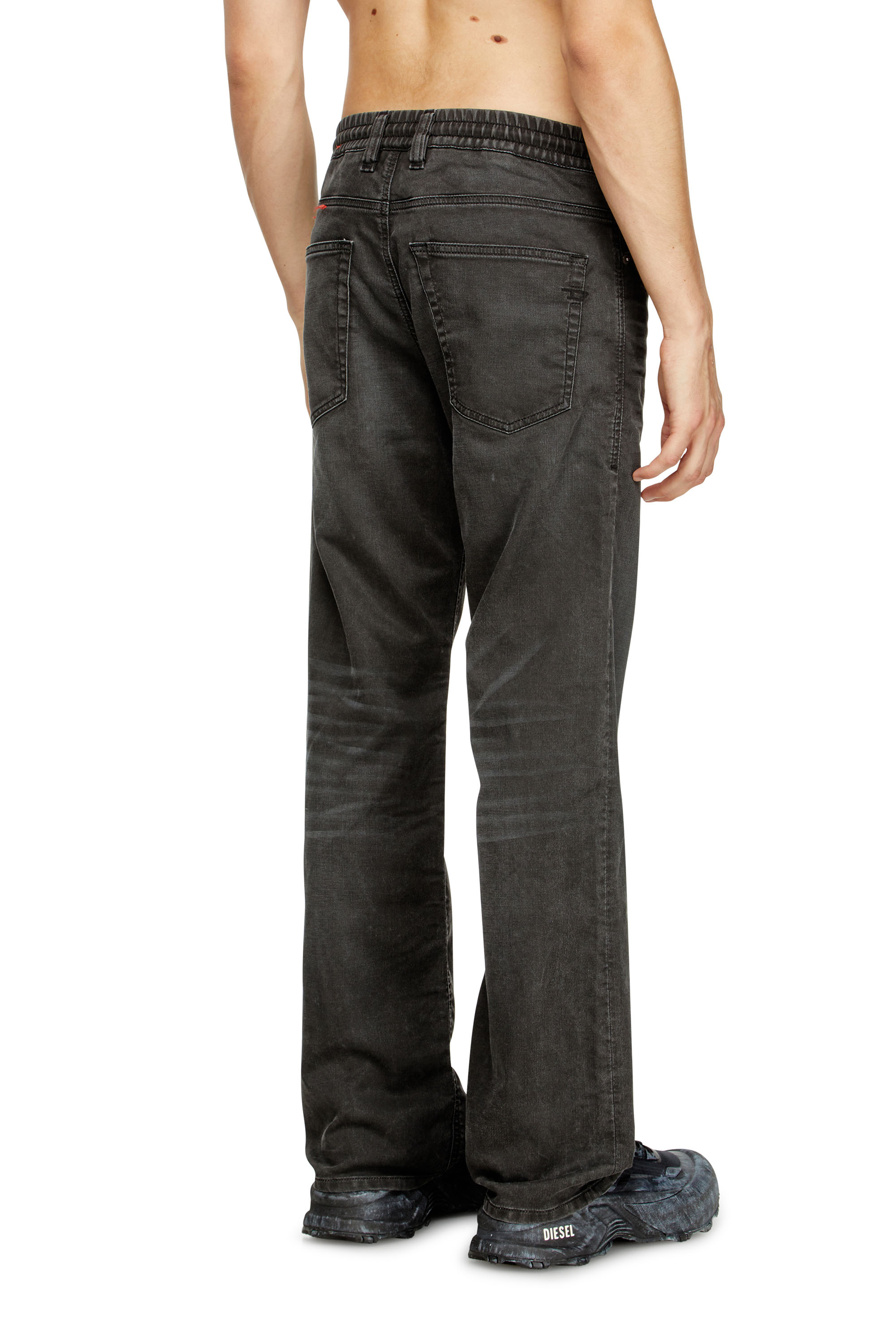 Diesel - Man's Relaxed 2080 D-Reel Joggjeans&reg; 09J75, Black/Dark grey - 4
