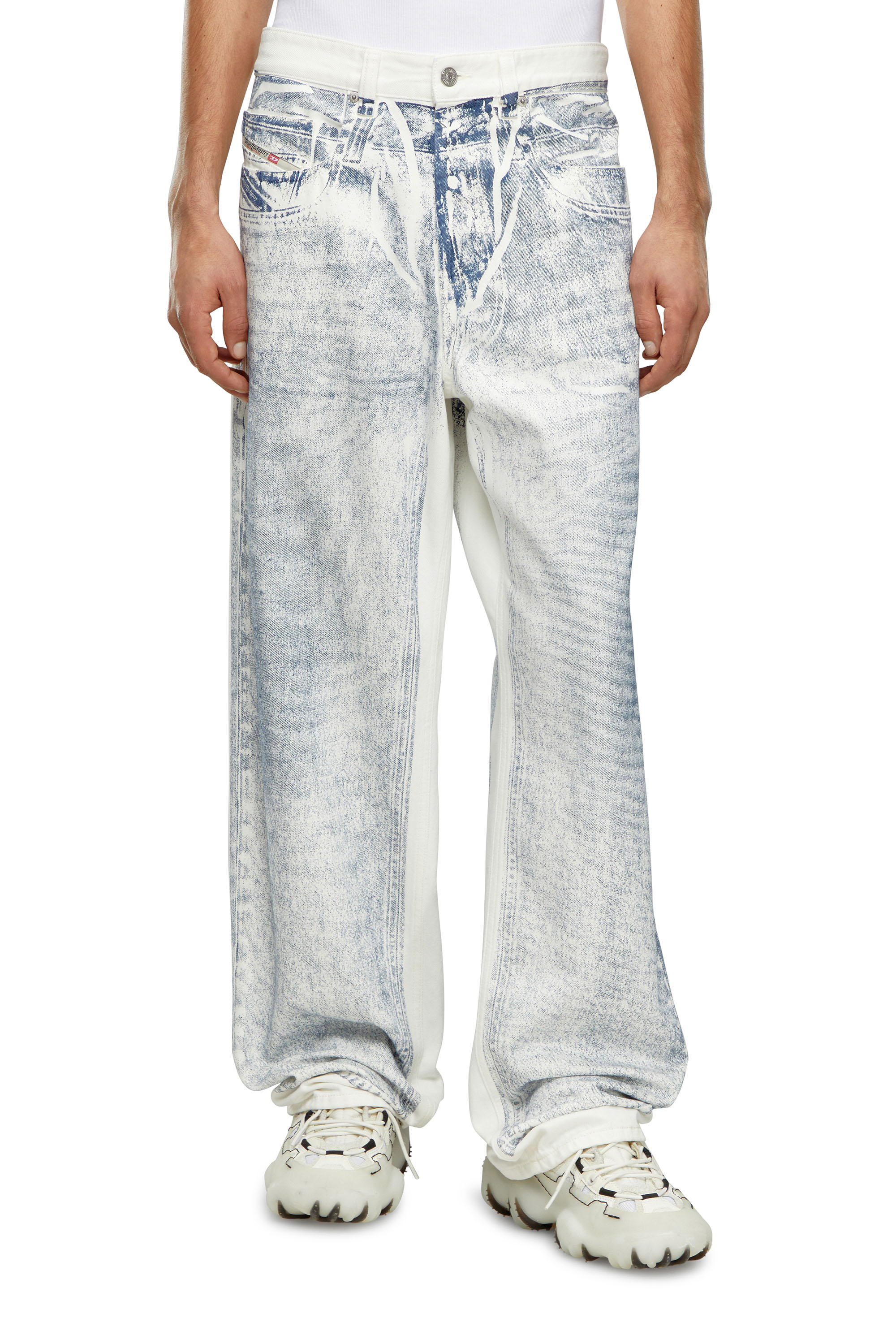 Diesel - Straight Jeans - 2001 D-Macro - Jeans - Man - White
