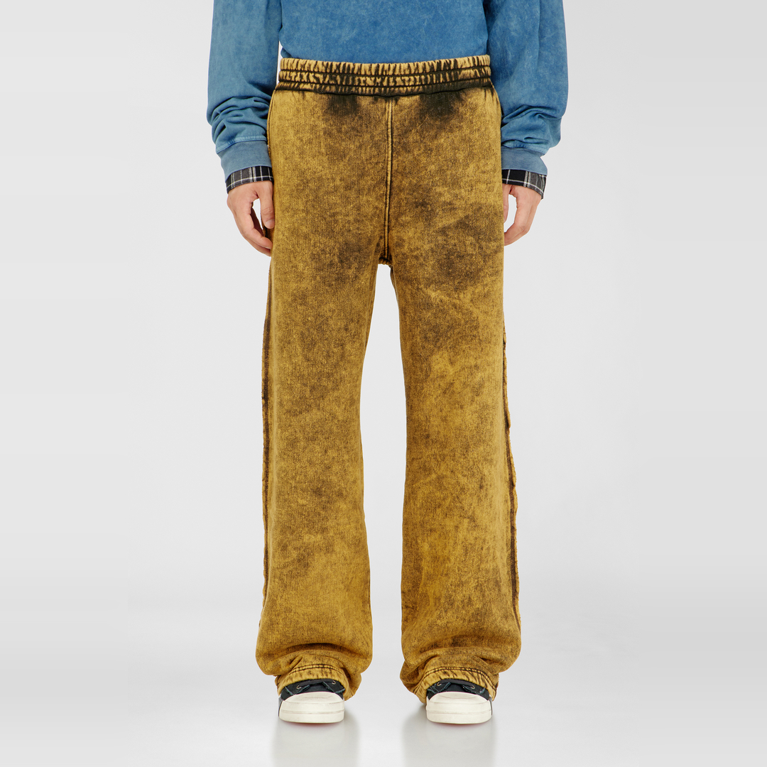 Diesel - Pantalon de survêtement acid wash à bords bruts - Pantalons - Homme - Marron