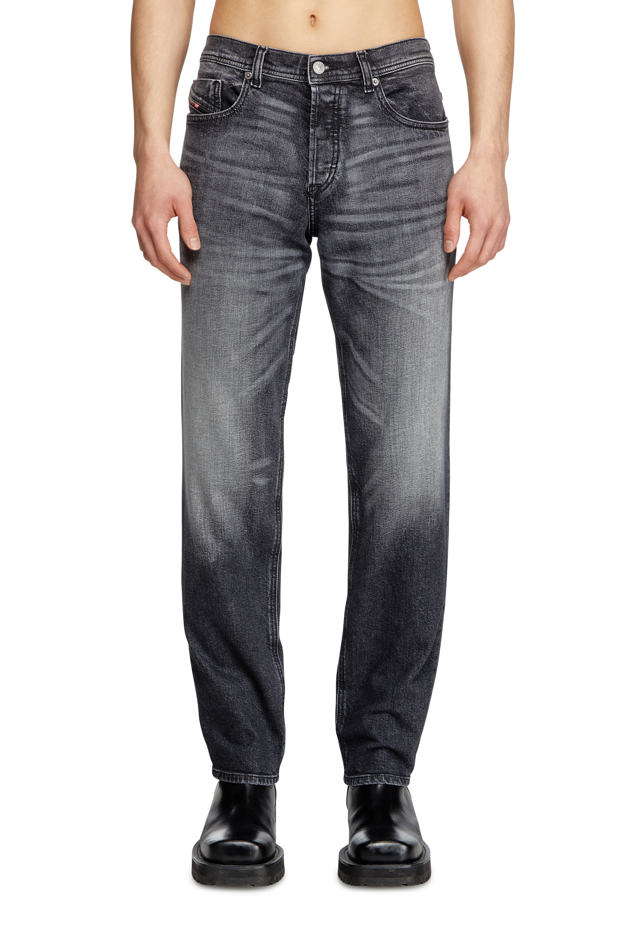 Diesel - Regular Jeans - 2023 D-Finitive - Jeans - Man - Black