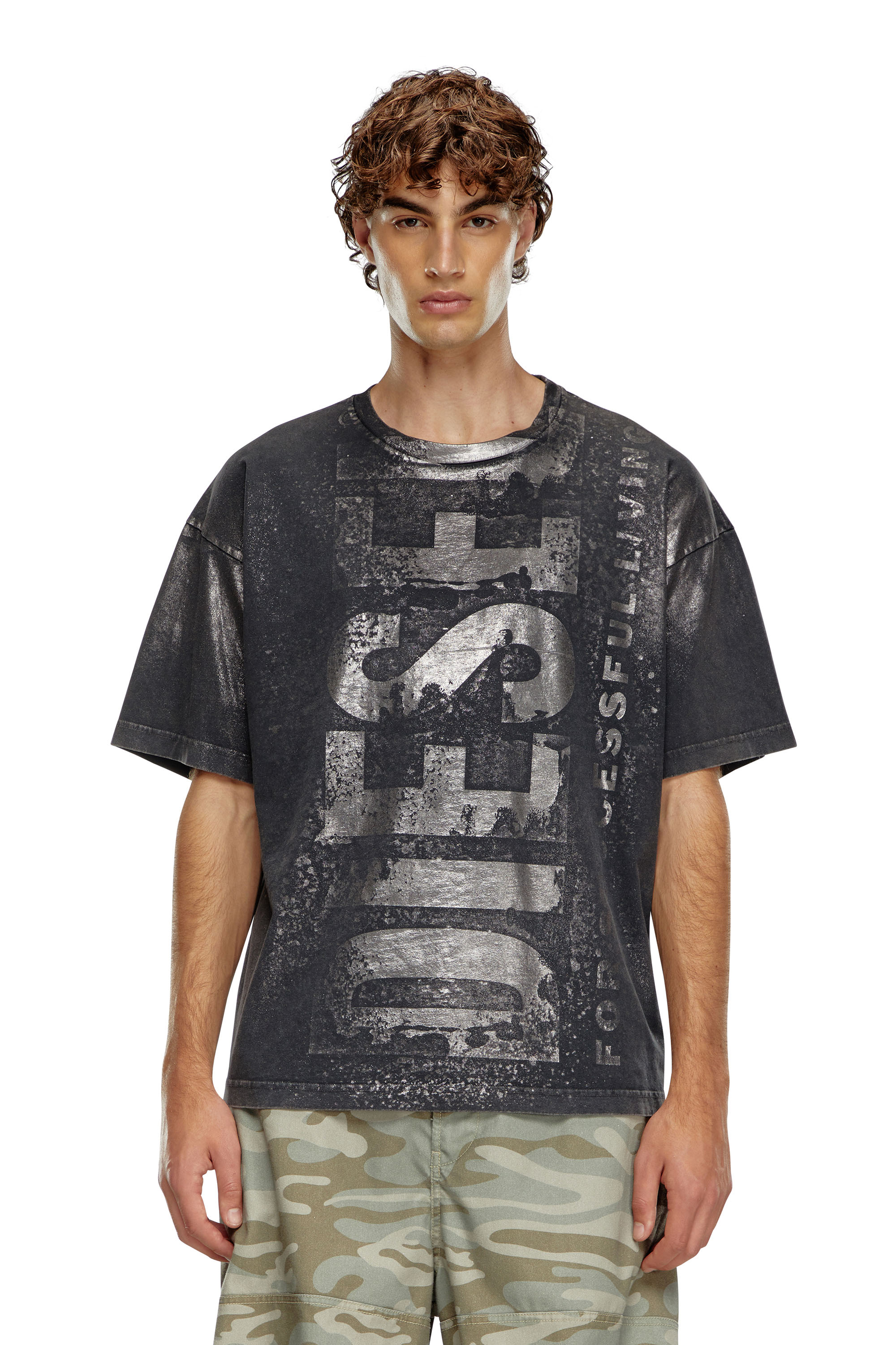Diesel - Logo T-shirt with metallic effects - T-Shirts - Man - Black