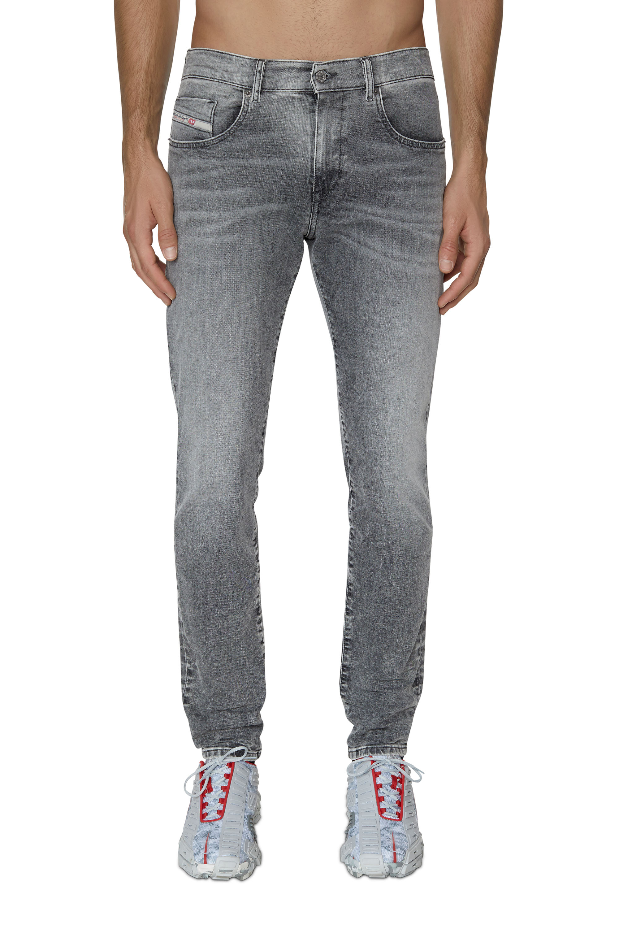 Diesel - Slim D-Strukt JoggJeans - Jeans - Uomo - Nero