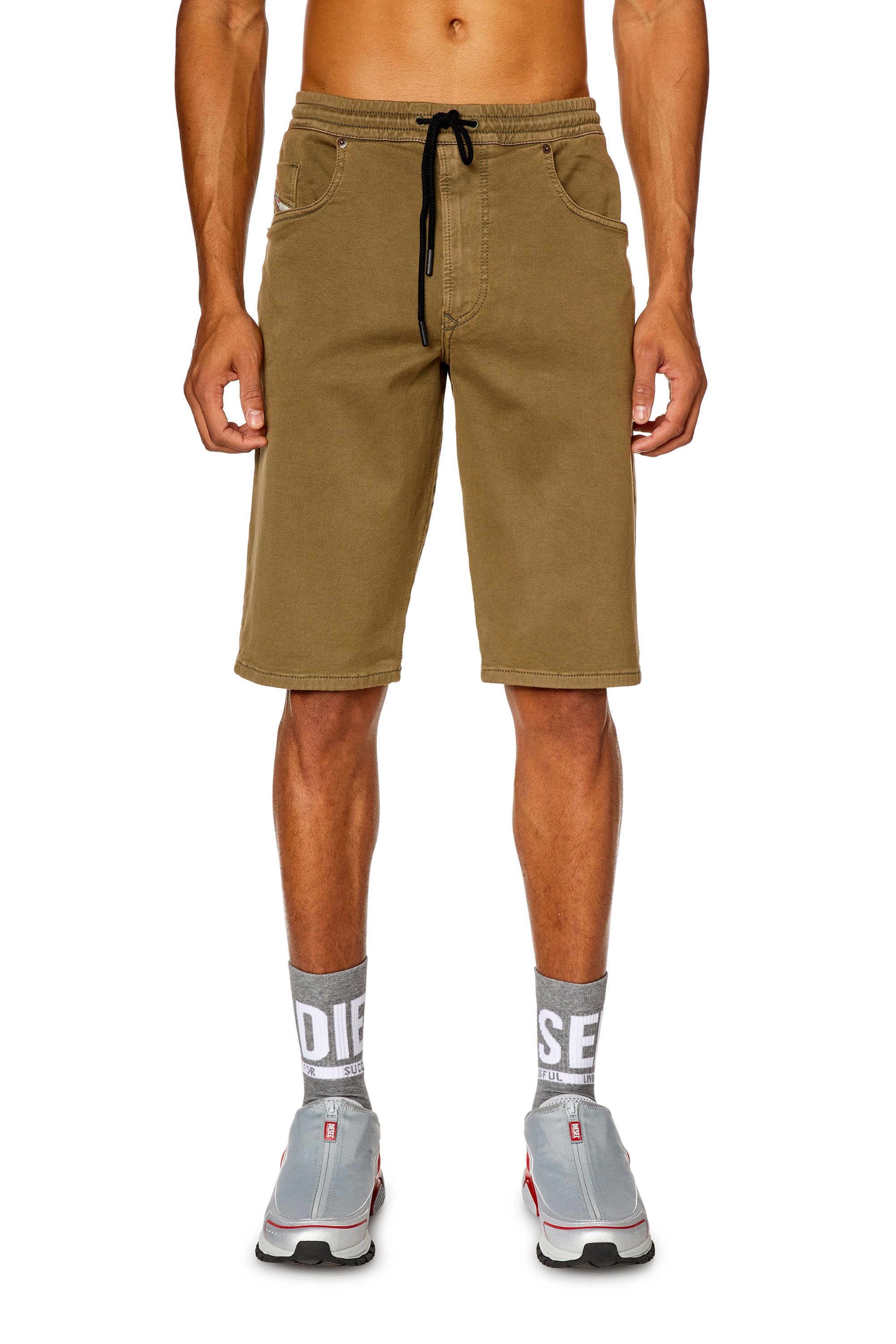 Diesel - Short chino in Jogg Jeans - Shorts - Uomo - Verde