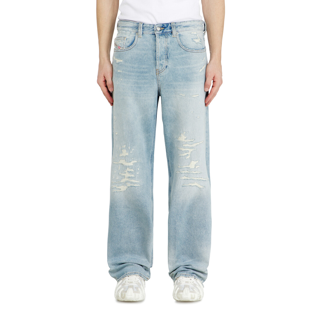Diesel Men's Blue Relaxed Jeans Low Waist 2001 D-Macro, Light Button Fly Size 32 - Image 1