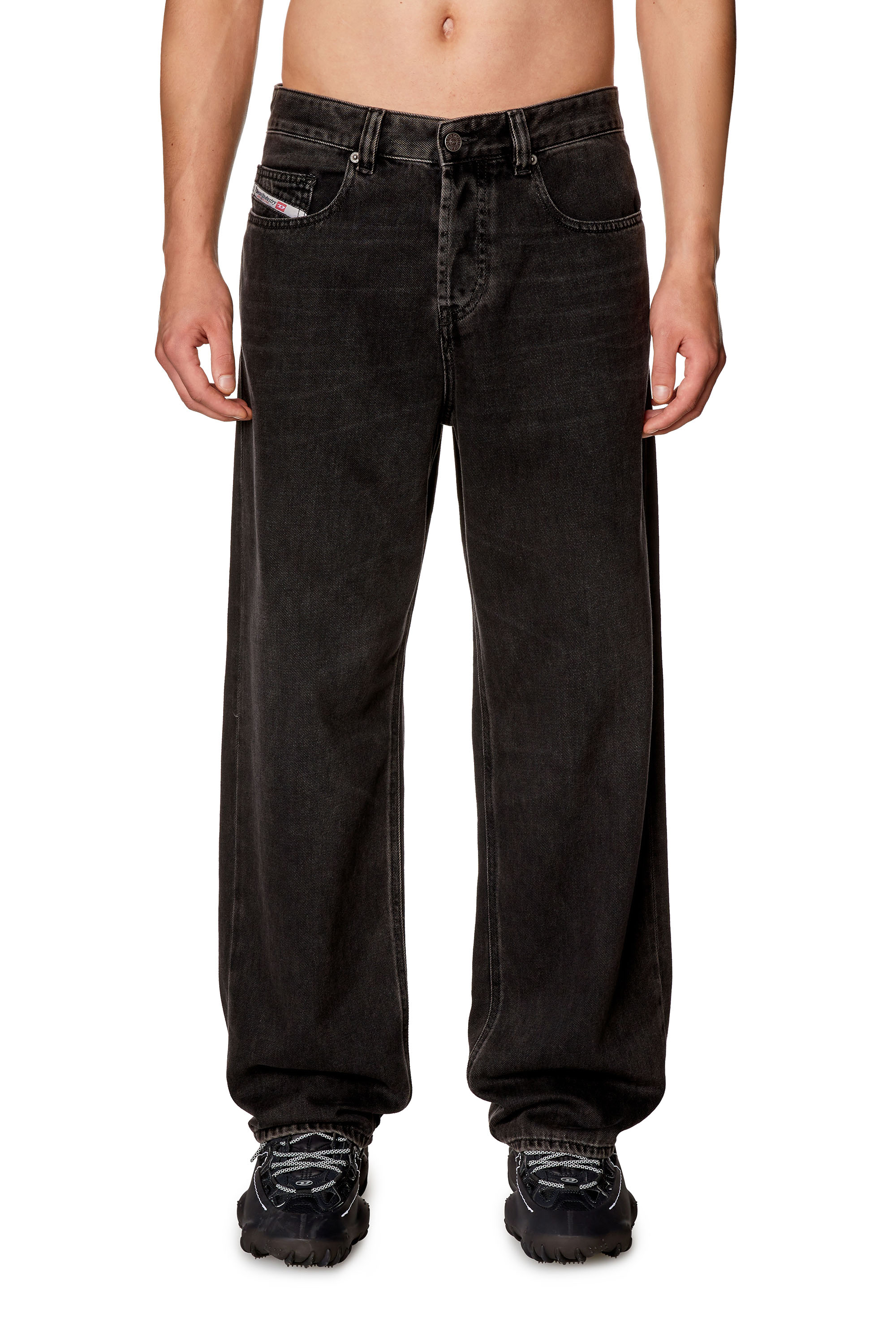 Diesel - Straight Jeans - 2001 D-Macro - Jeans - Man - Black