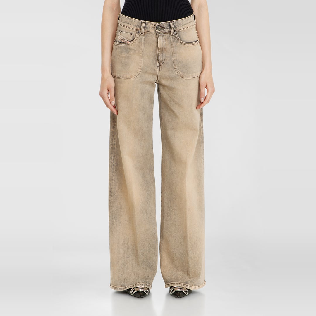 Diesel Flare Jeans Regular Waist 1978 D-Akemi,, Zip fly