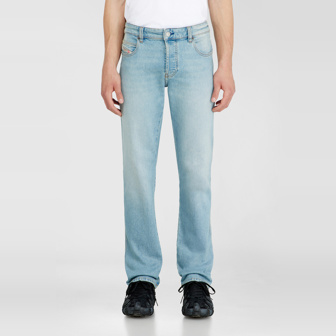 Diesel Jeans Slim Taille Moyenne 1993 D-Vyl, Bleu clair, Fermeture boutonnée