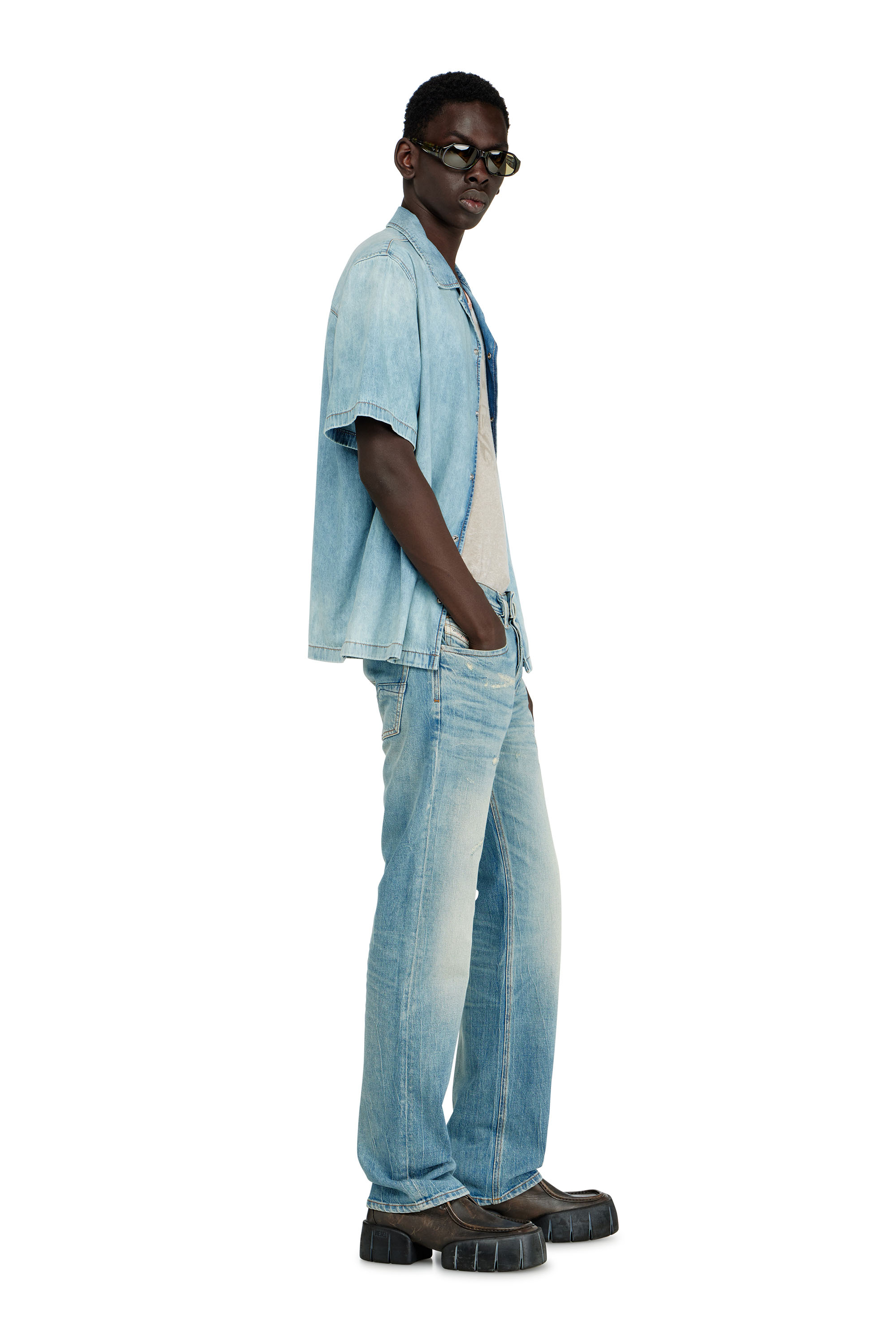 Diesel - Man's Regular Jeans 1985 Larkee 09P33, Light Blue - 1