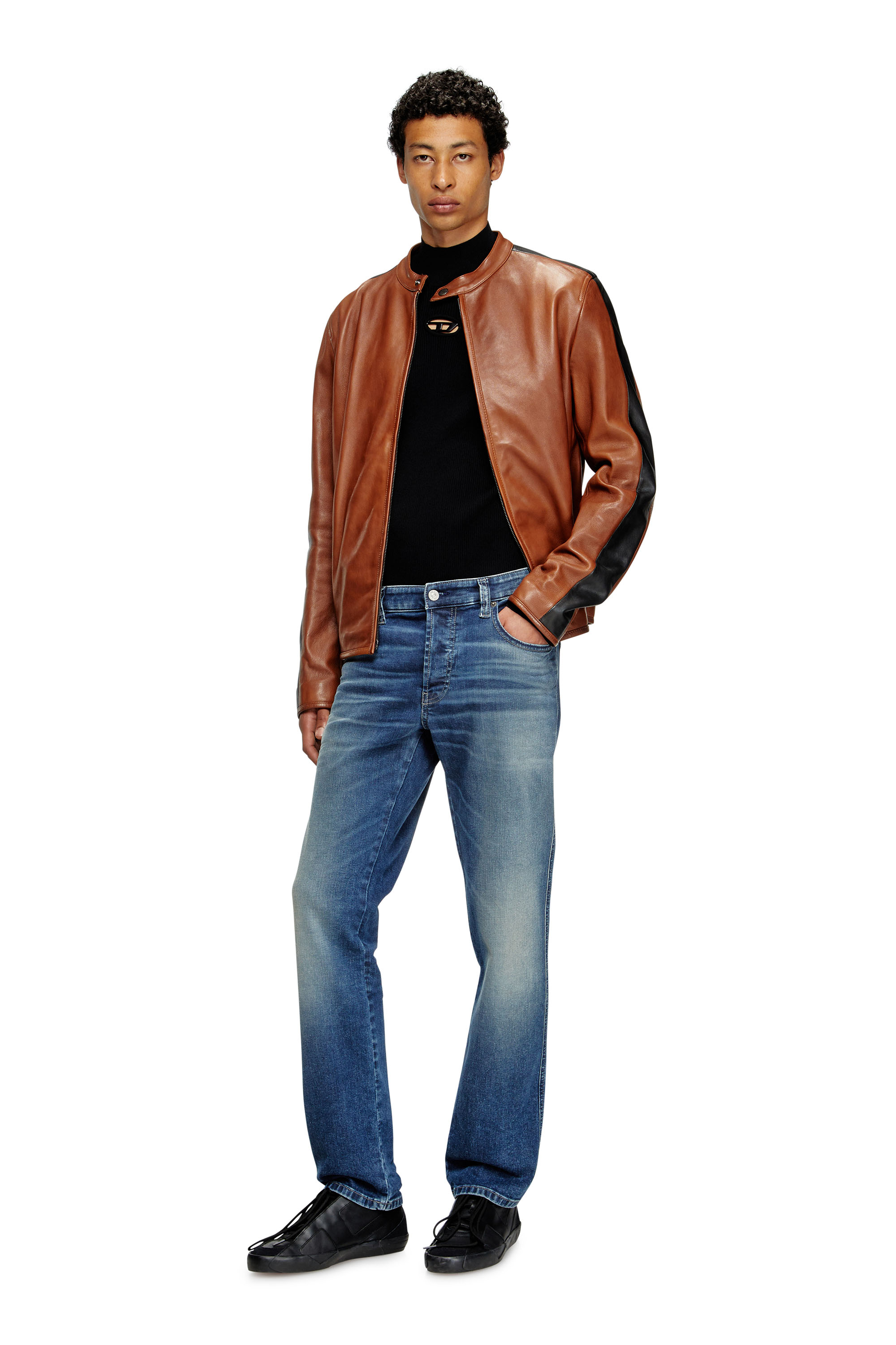 Diesel - S-SLANTE-D LOW, Man's S-Slante-D-Sneakers in suede and leather with D logo in Black - 2