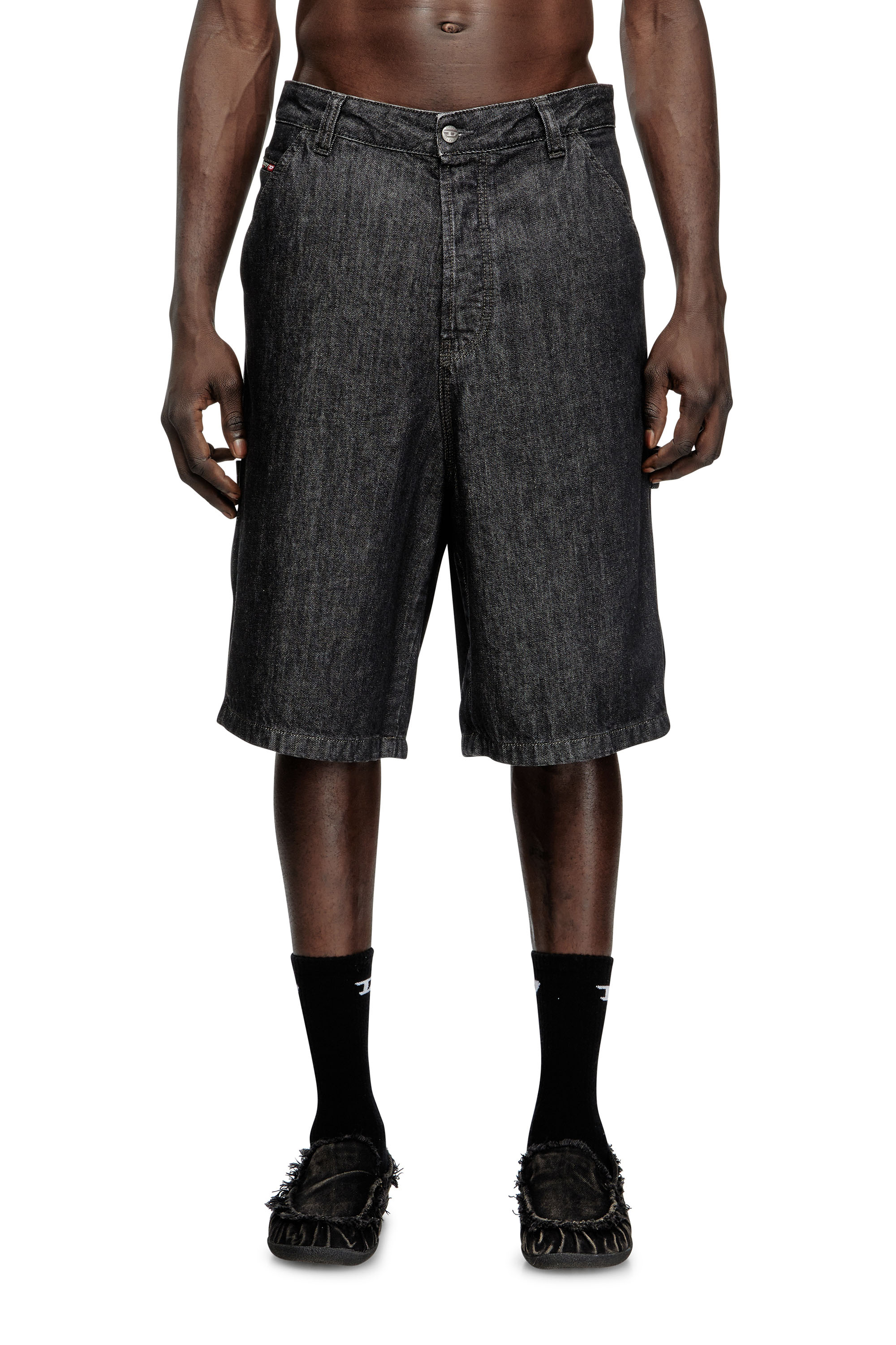 Diesel - D-LIVERY-W-SHORT, Man's Shorts in rinse-wash denim in Black - 2