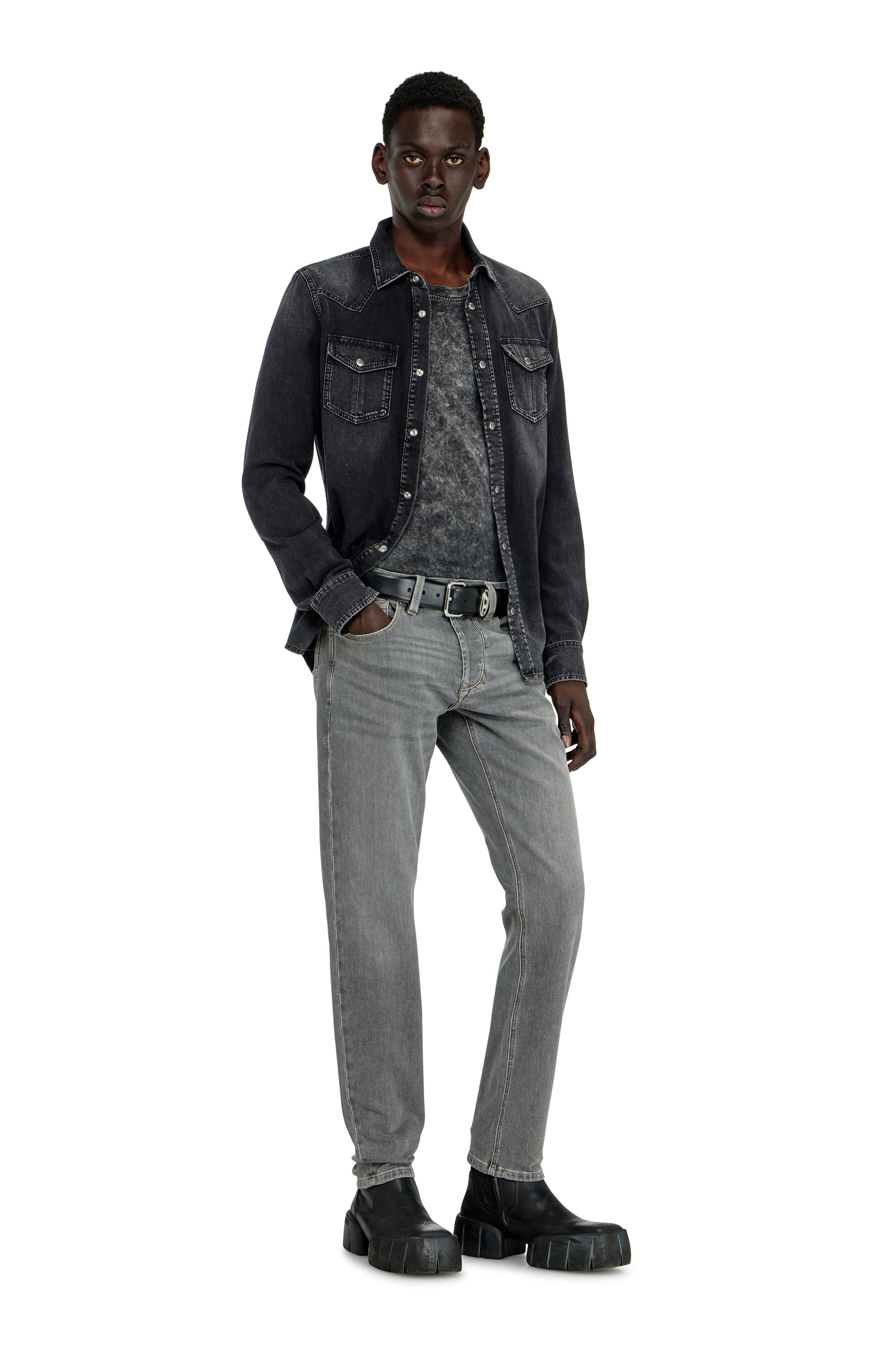 Diesel - Man's Regular Jeans 1986 Larkee-Beex 0KBBI, Grey - 2