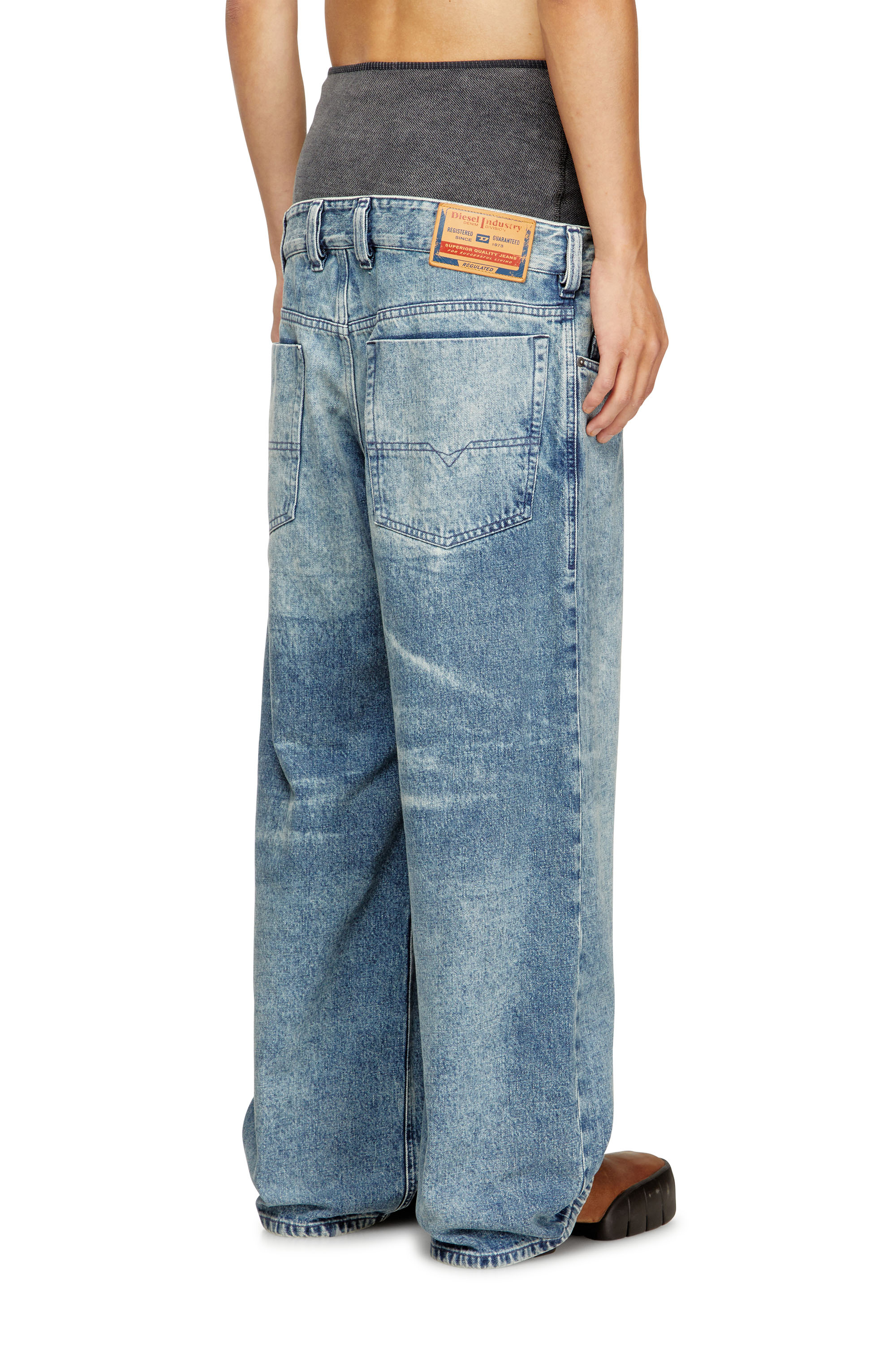 Diesel - Man's Relaxed Jeans D-Eni 09N97, Medium blue - 4