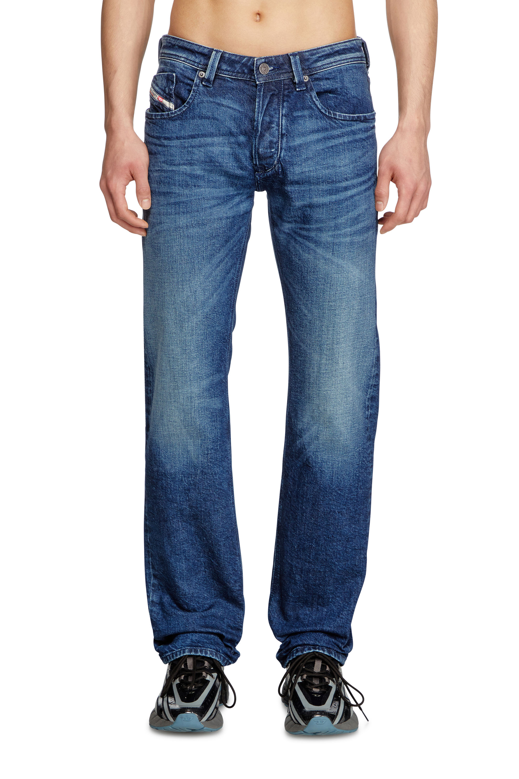 Diesel - Regular Jeans - 1985 Larkee - Jeans - Man - Blue