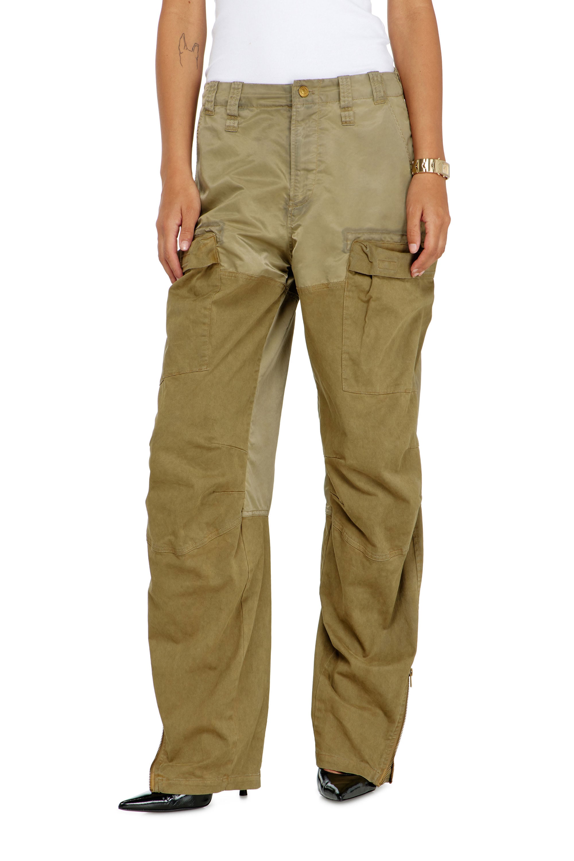 Diesel - Cargo pants in cotton and nylon - Pants - Woman - Green