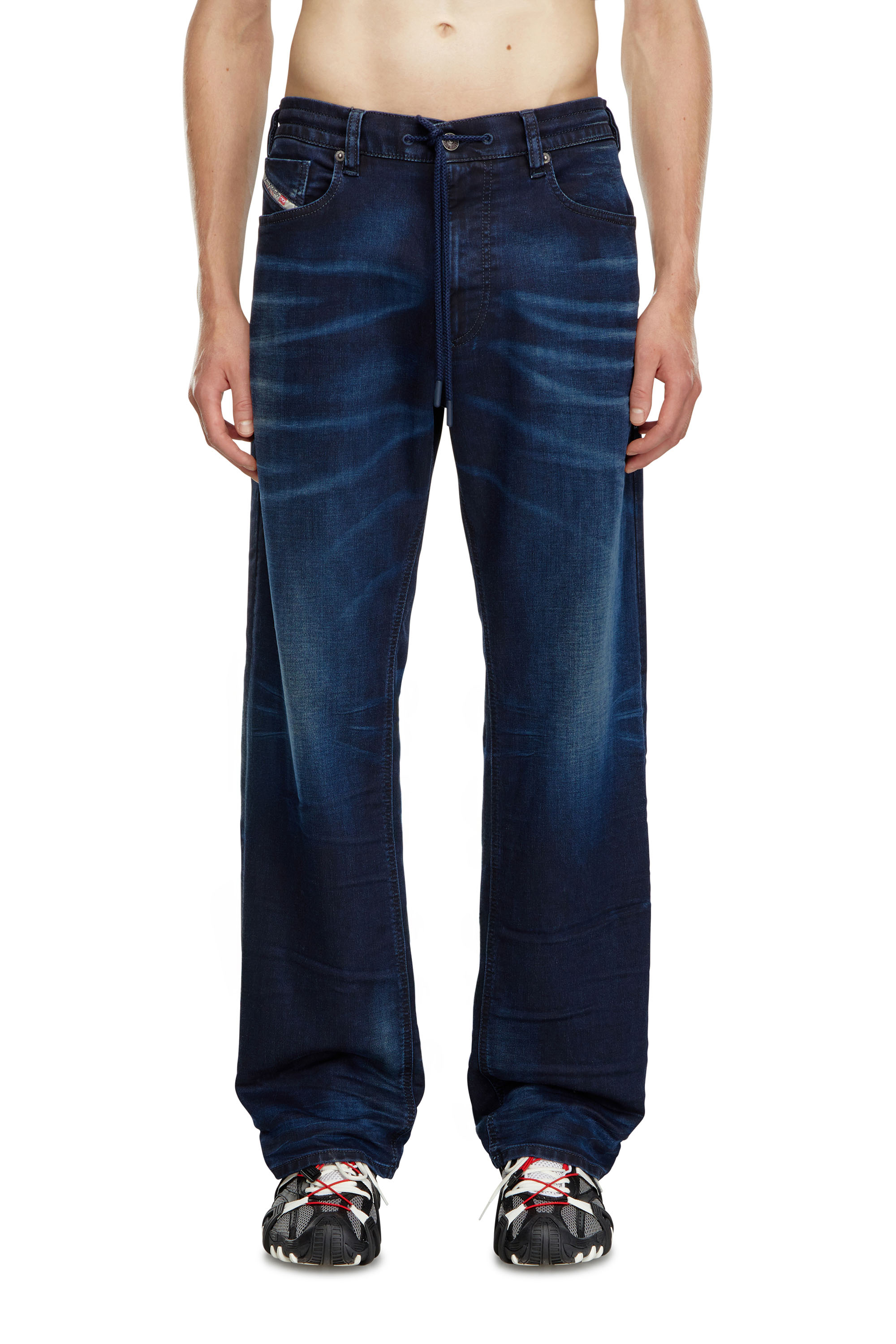 Shop Diesel Relaxed 2080 D-reel Joggjeans In Blu