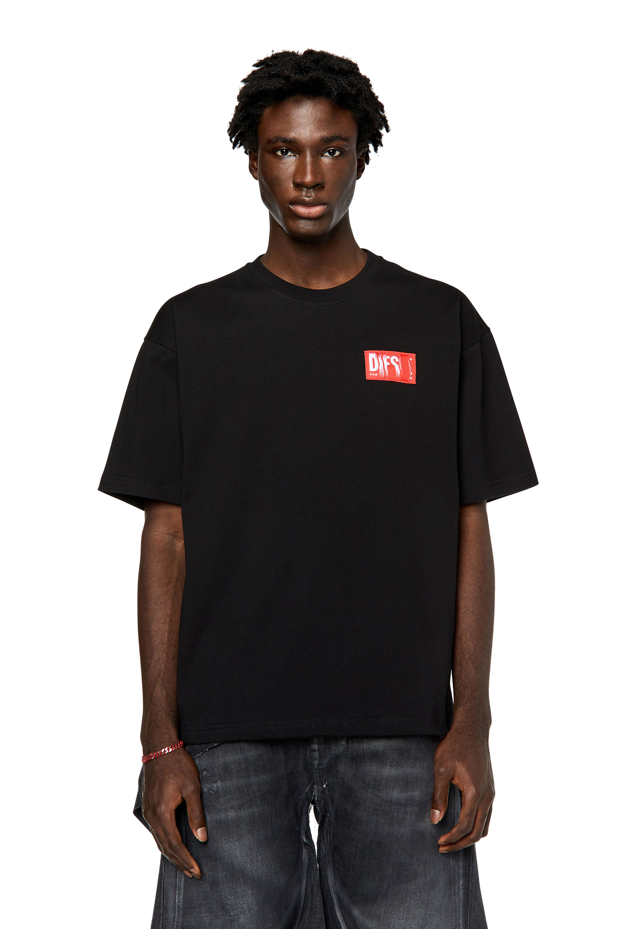 Diesel - T-shirt with frayed logo patch - T-Shirts - Man - Black