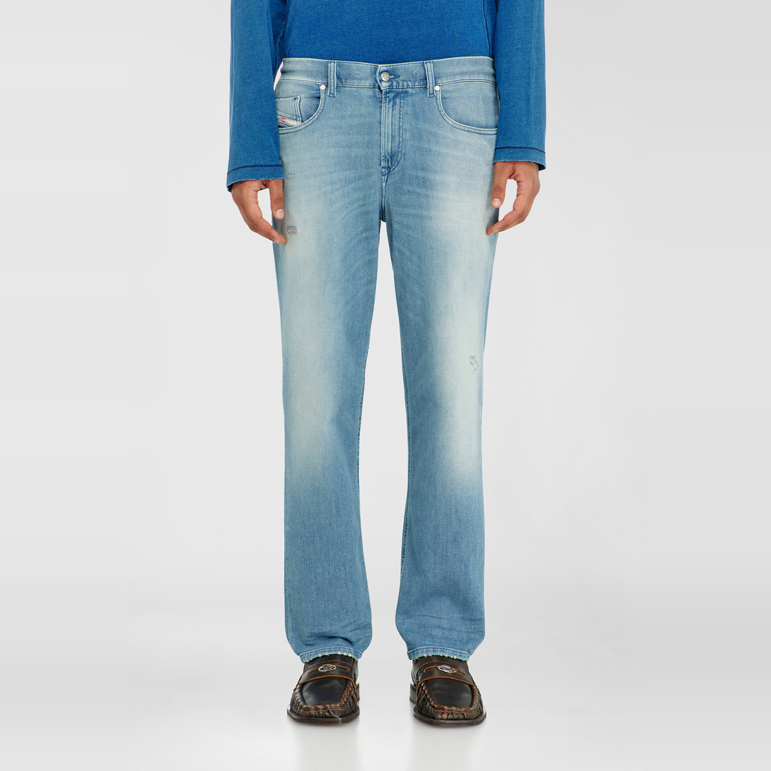 Diesel Regular Taille Moyenne 2090 D-Veekley Joggjeans, Bleu clair, Fermeture zippée