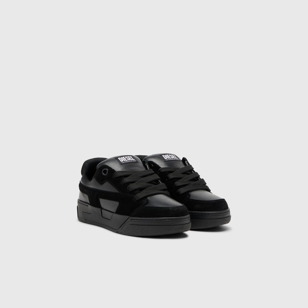 Diesel - D-Ollie-Monochrome sneakers in suede and leather - Sneakers - Man - Black